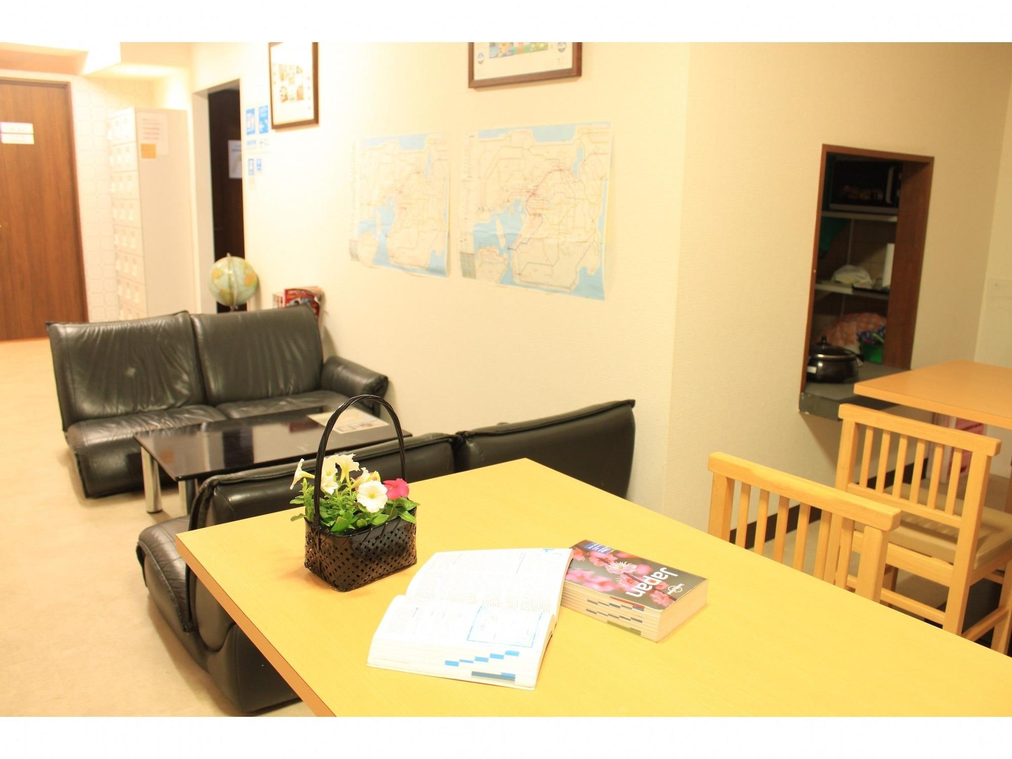 Comodidades del Alojamiento T&K Hostel Kobe Sannomiya East