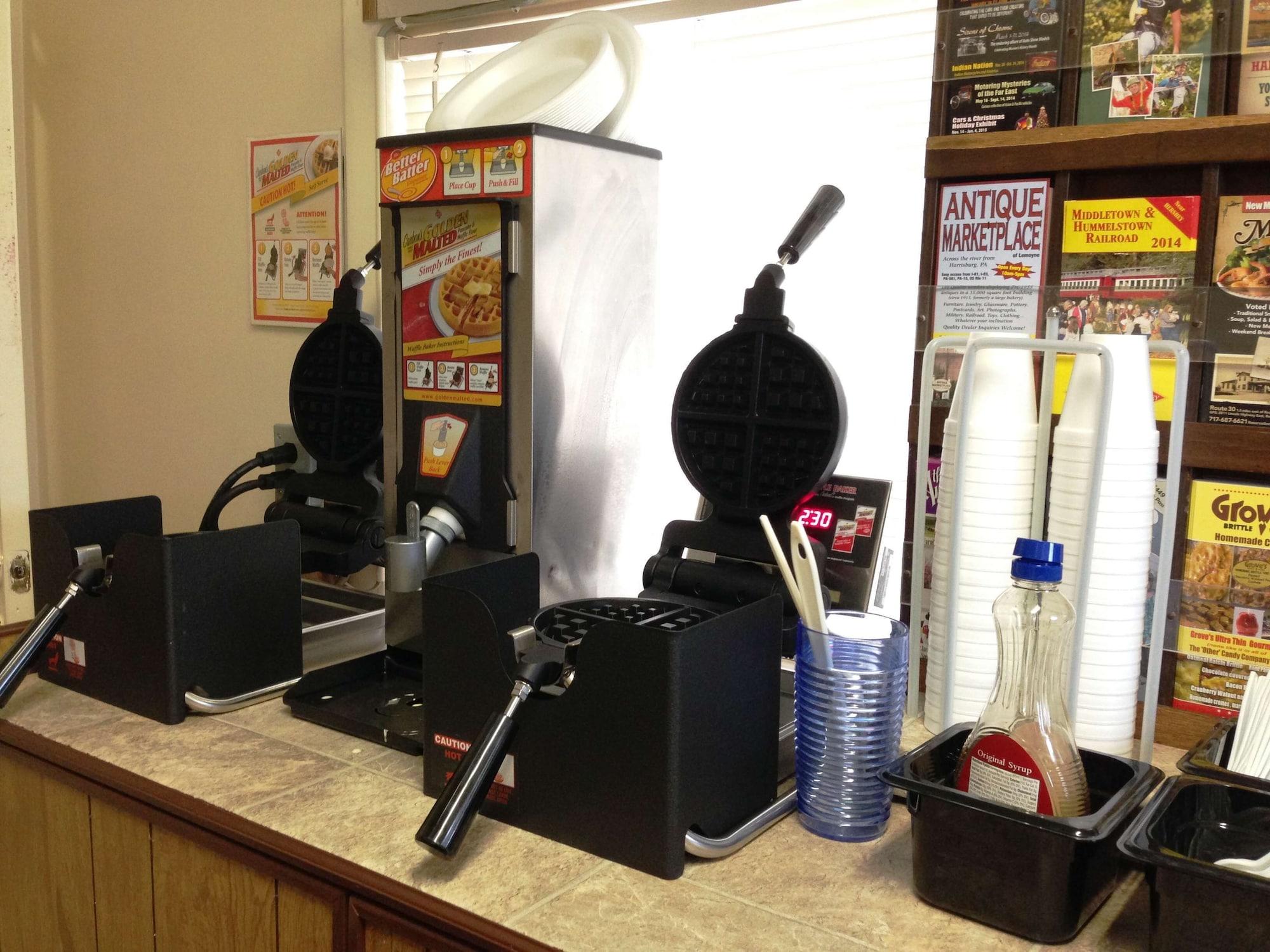 Restaurant Americas Best Value Inn Palmyra Hershey
