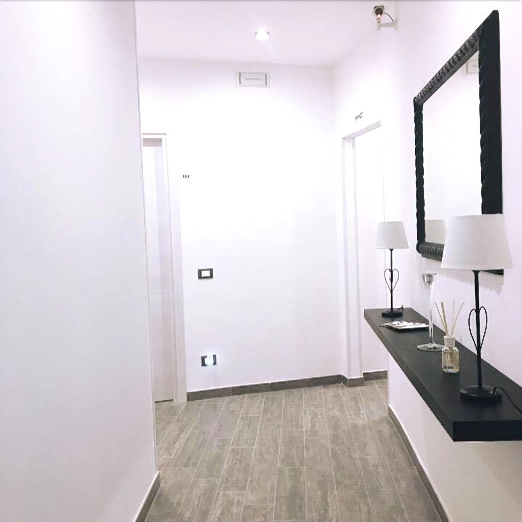Vista Lobby Cavour Rooms