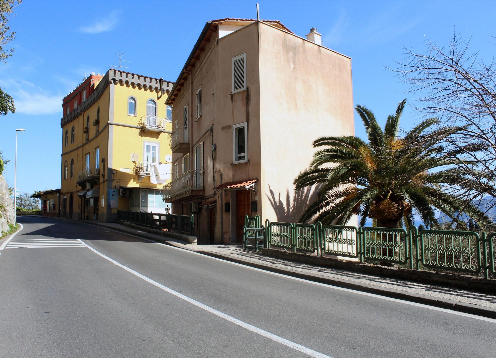 Vista Exterior Casa Athena