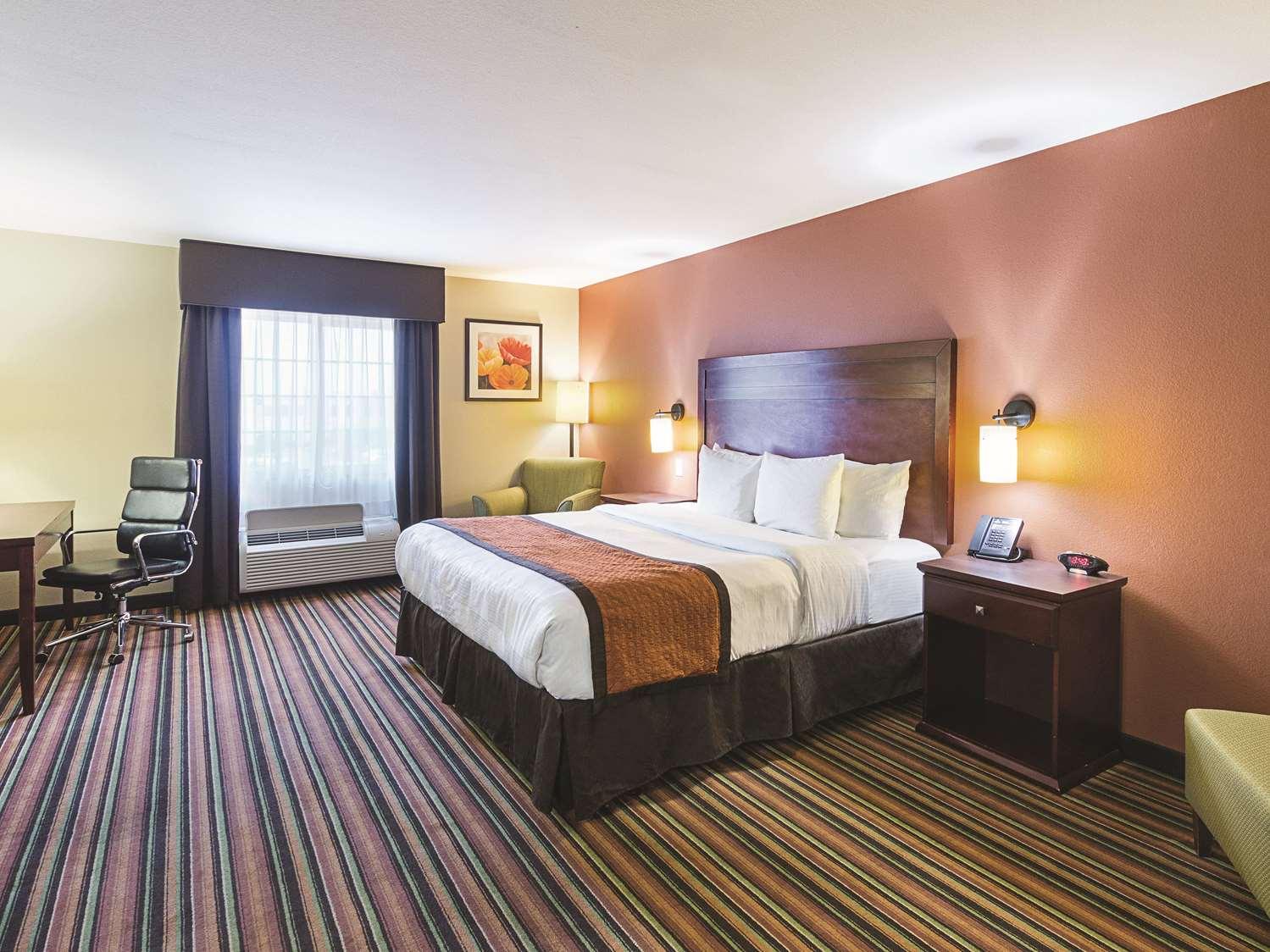 Suite La Quinta Inn & Suites by Wyndham Woodway - Waco South