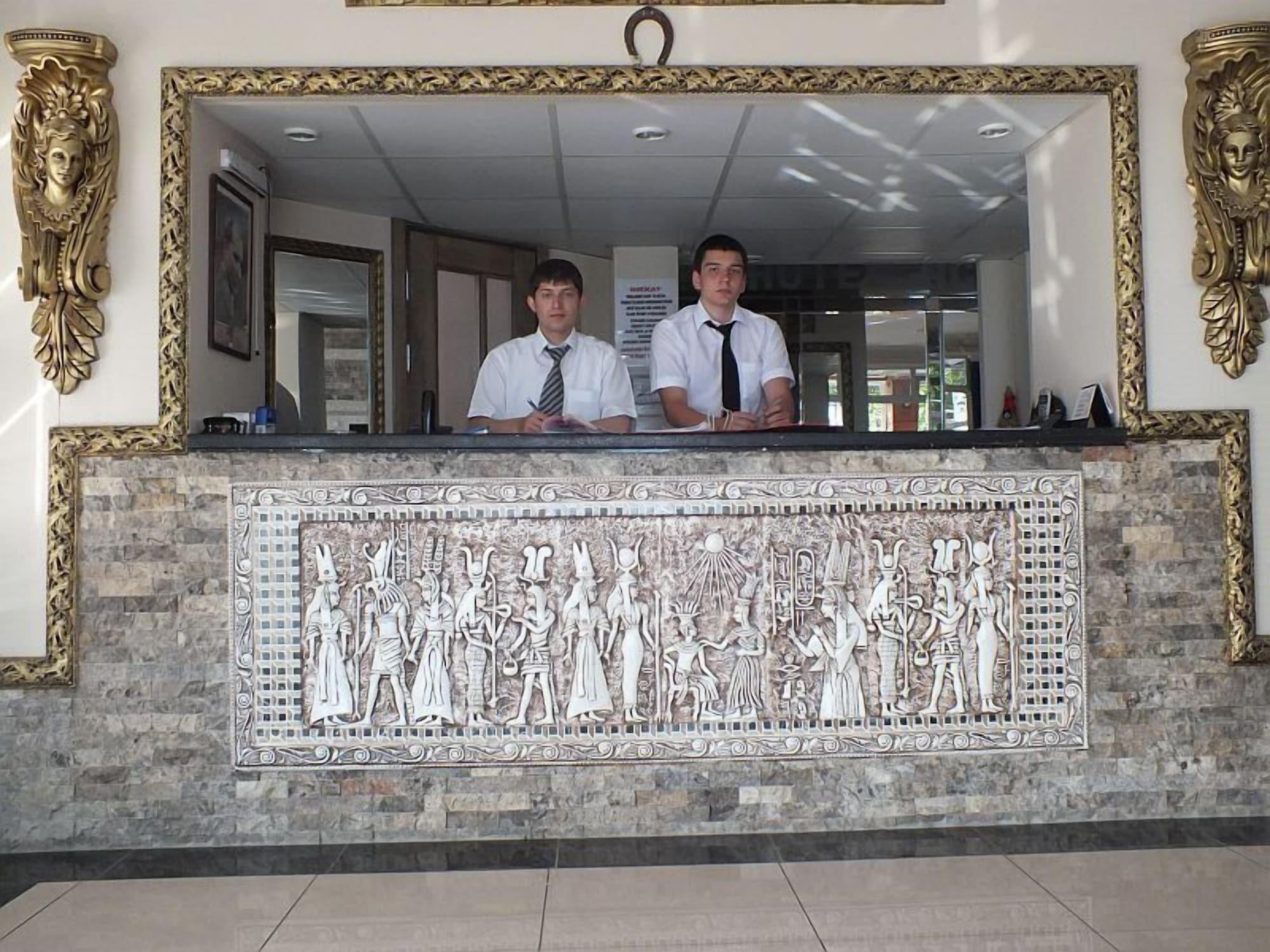 Vista Lobby Acet Hotel