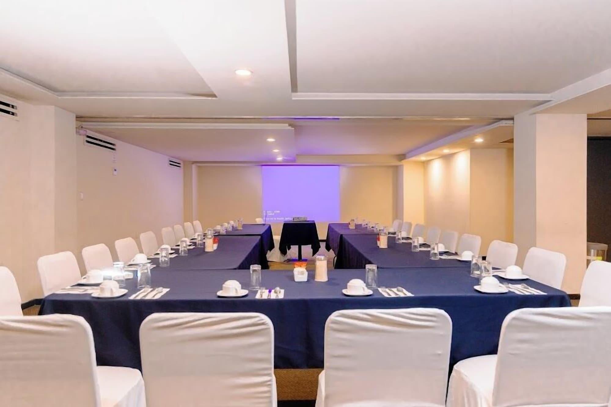 Sala de Reuniones Kasa Hotel & Suites