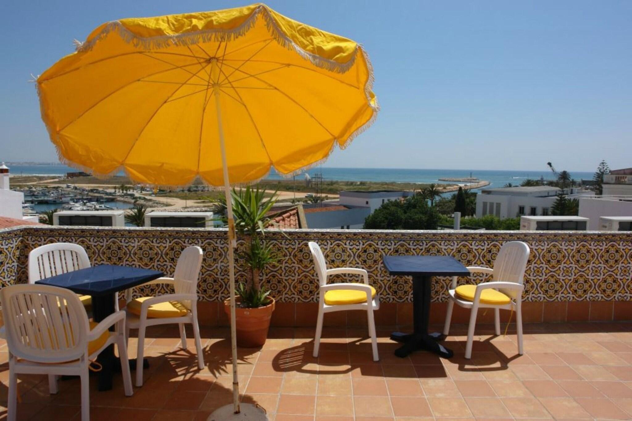 Comodidades del Alojamiento Lagosmar Hotel
