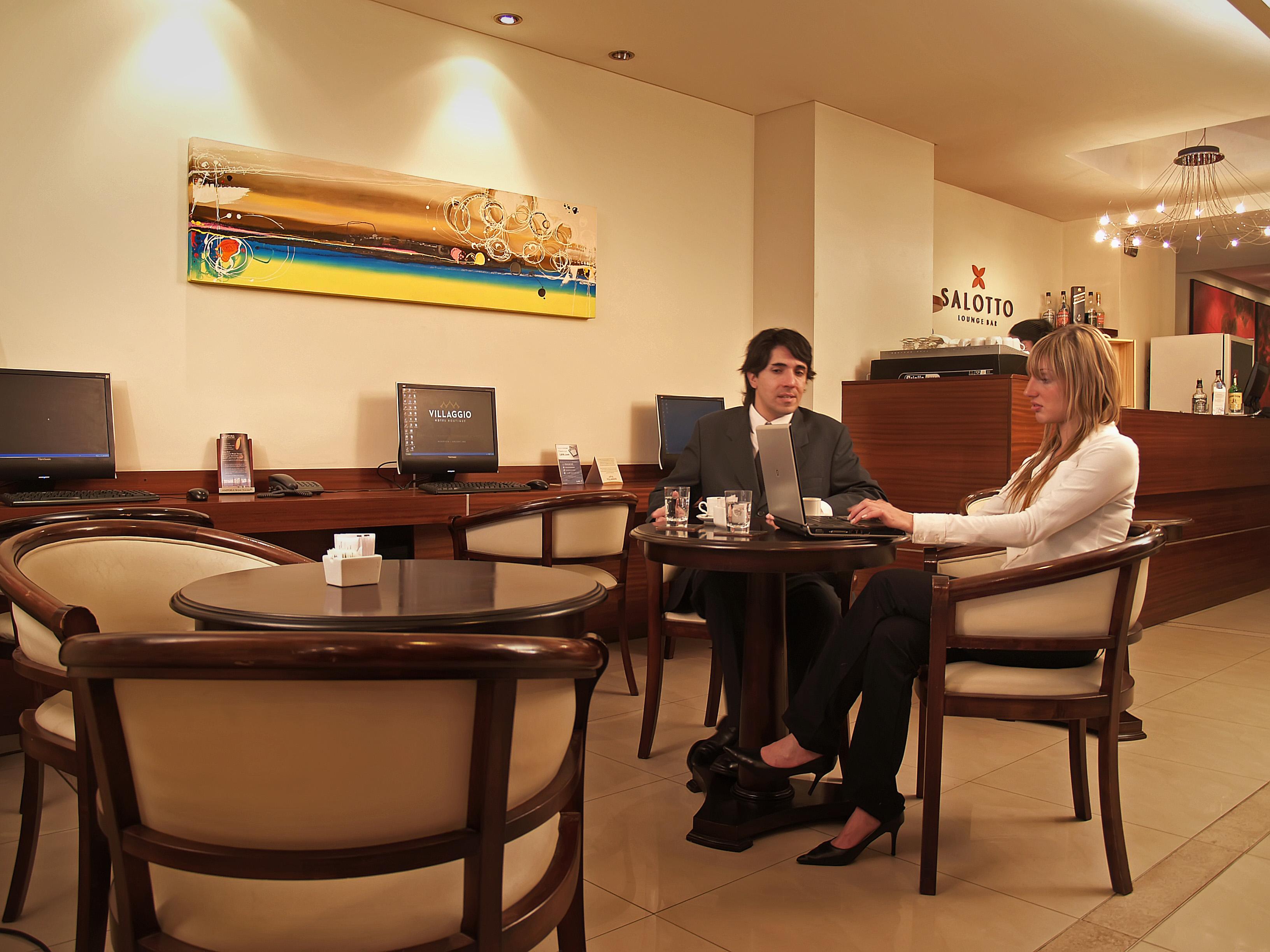 Vista Lobby Villaggio Hotel