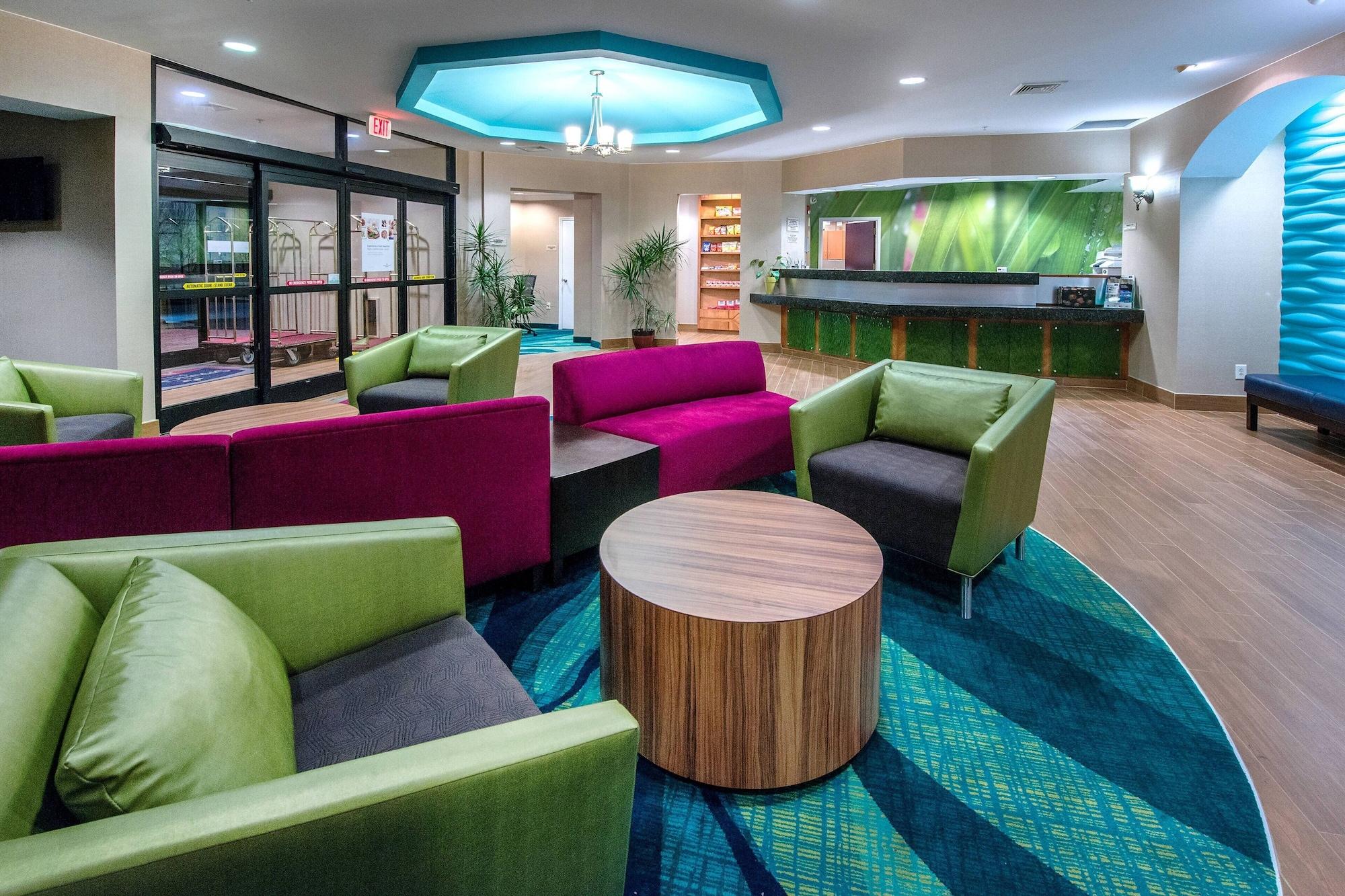 Vista Lobby SpringHill Suites by Marriott Greensboro
