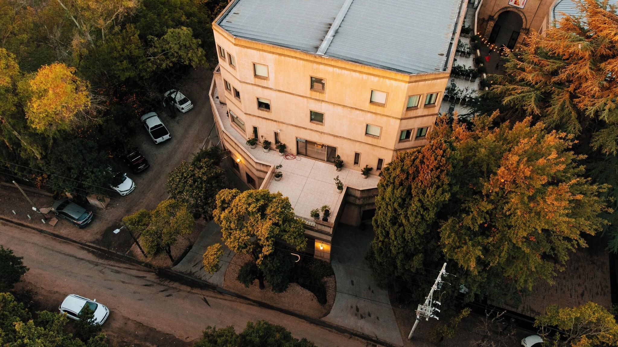 Vista Exterior Hotel Plaza Central Canning