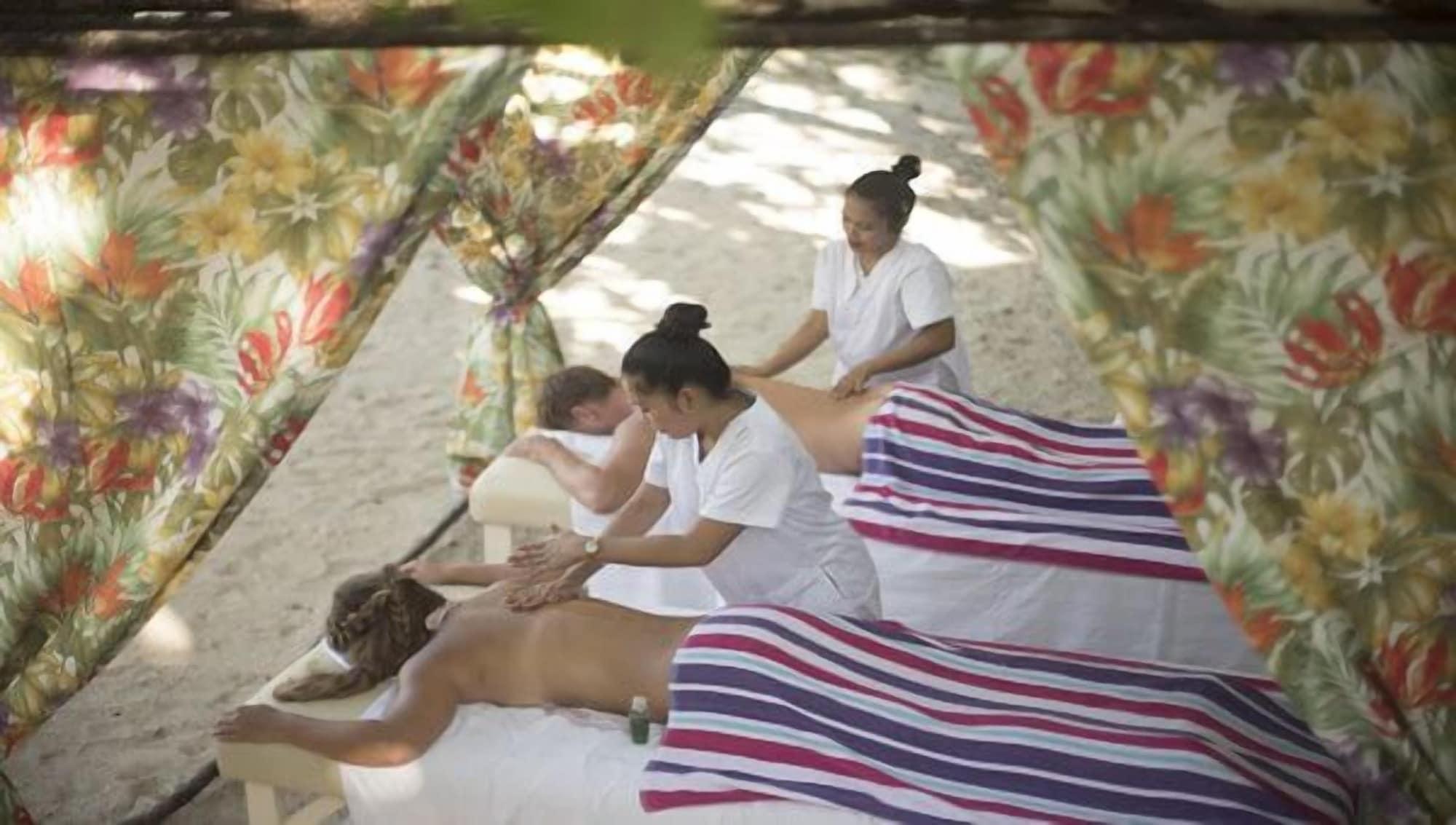 Spa Tugawe Cove Resort
