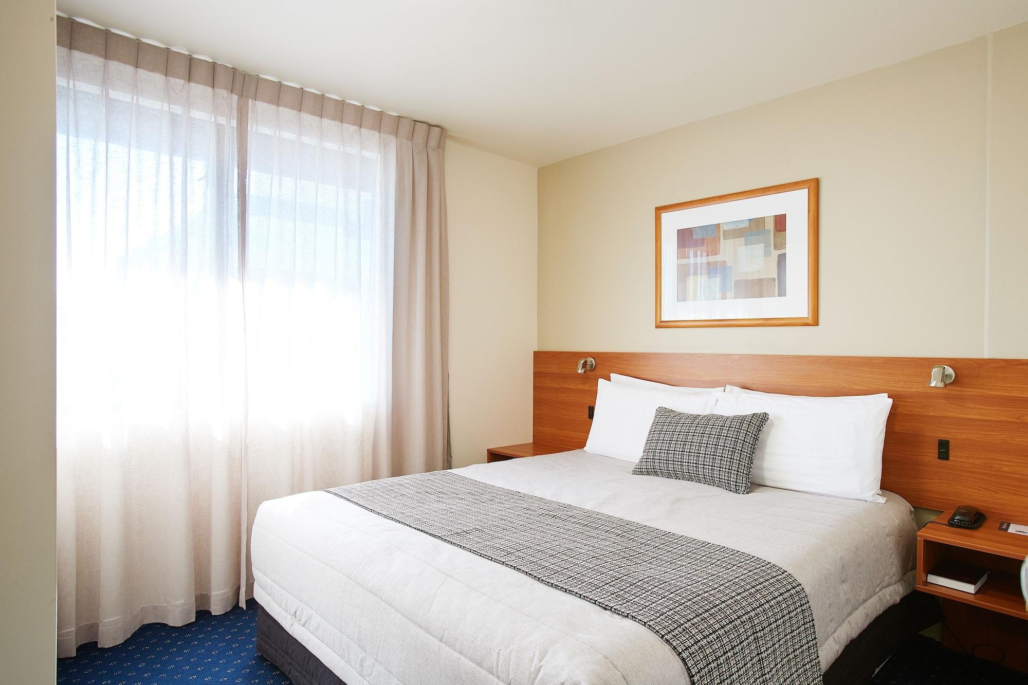 Habitación Ventura Inn & Suites Hamilton