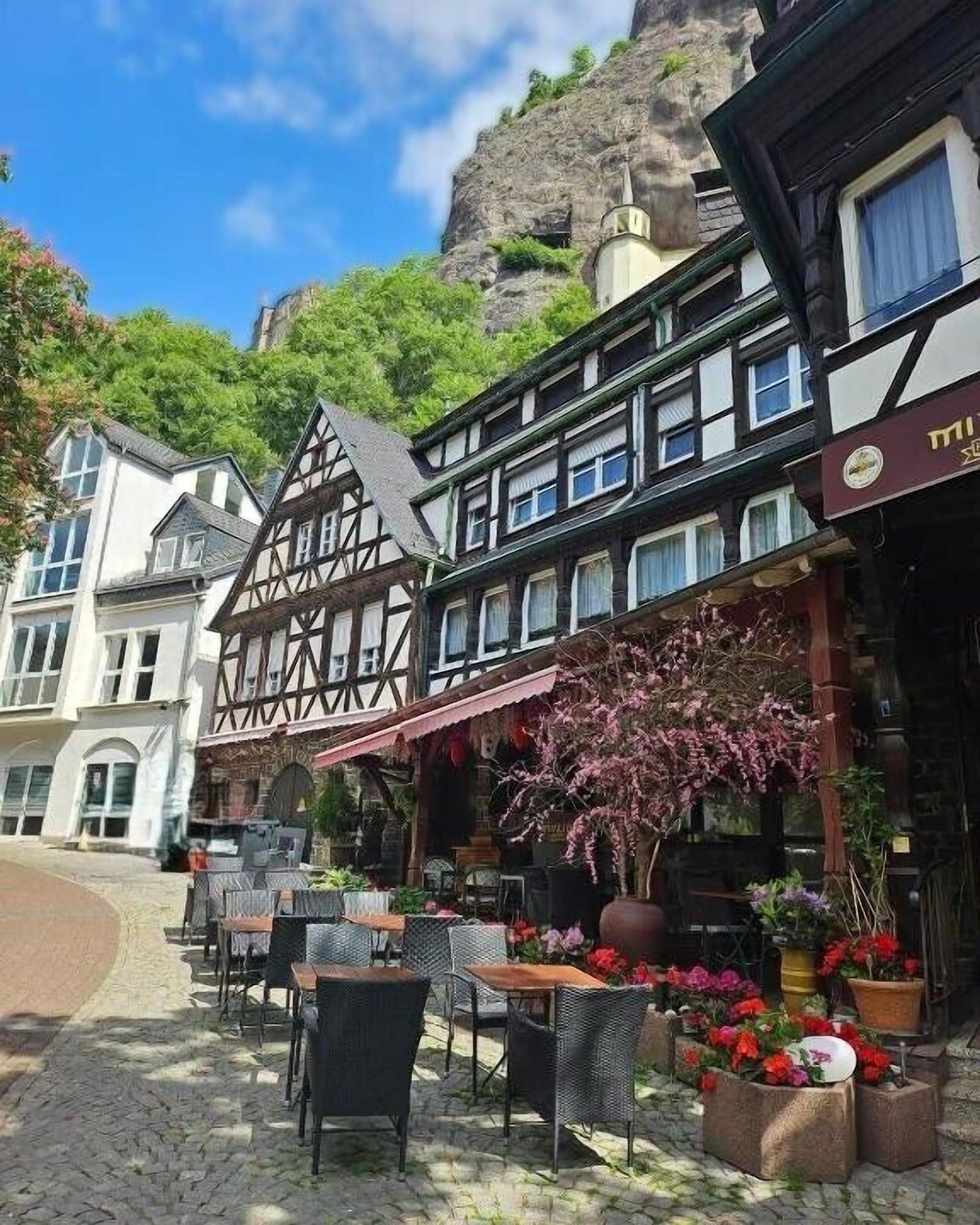 Varios Schloßschenke