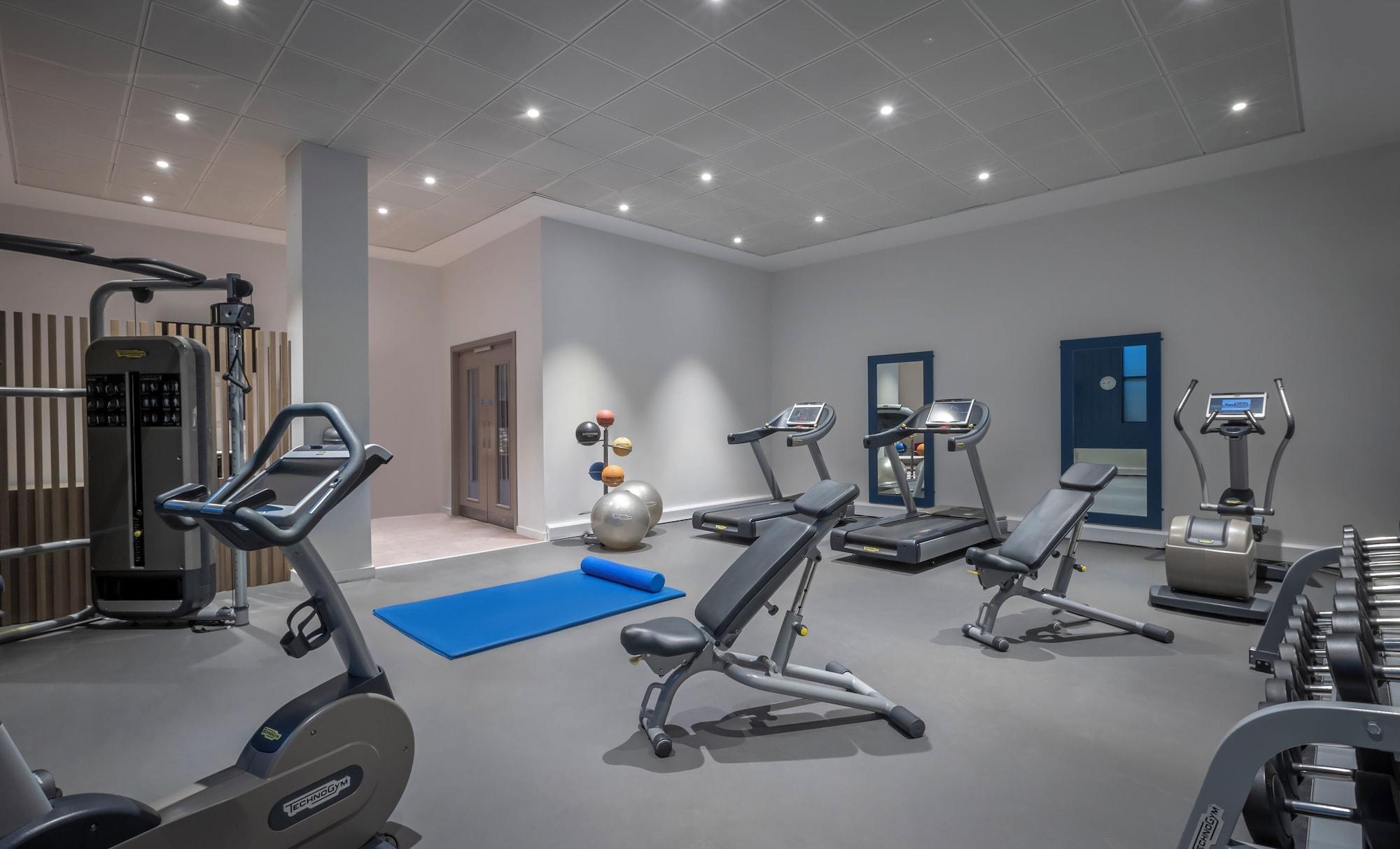Gimnasio The Morrison Dublin, Curio Collection by Hilton