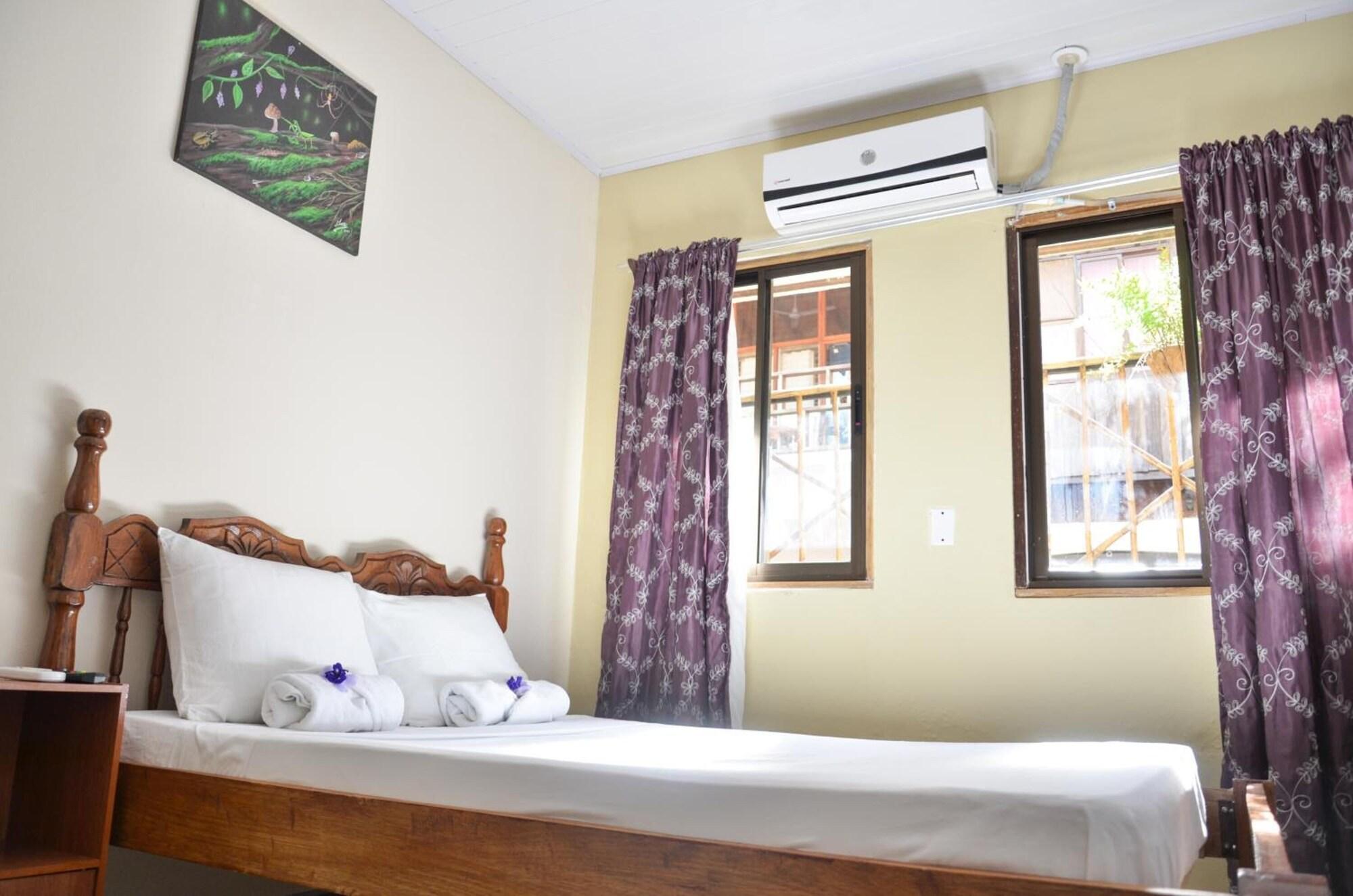Habitación Cabinas Coco Alegre