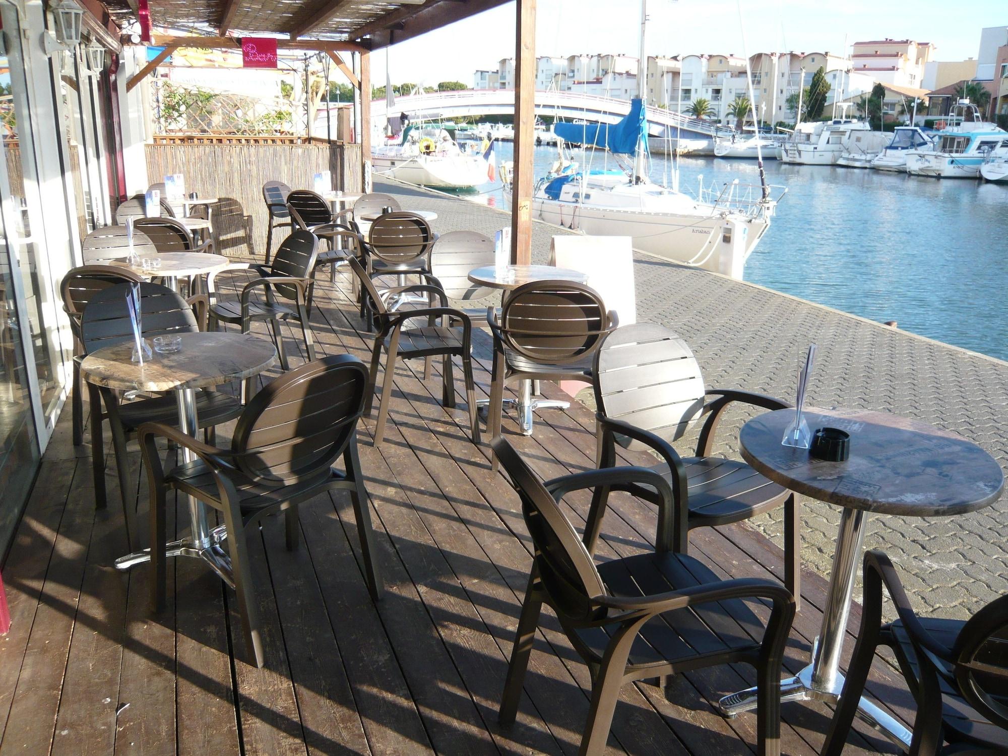 Bar/Salón Hotel Port Beach