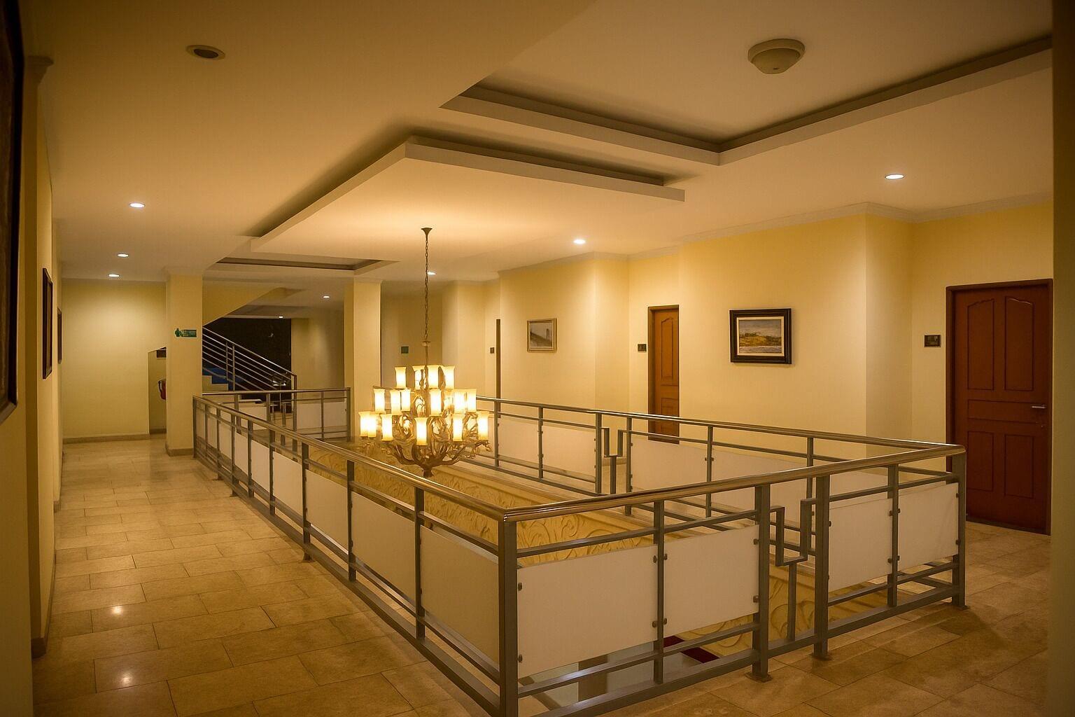 Vista Lobby Puri Saron Hotel Denpasar