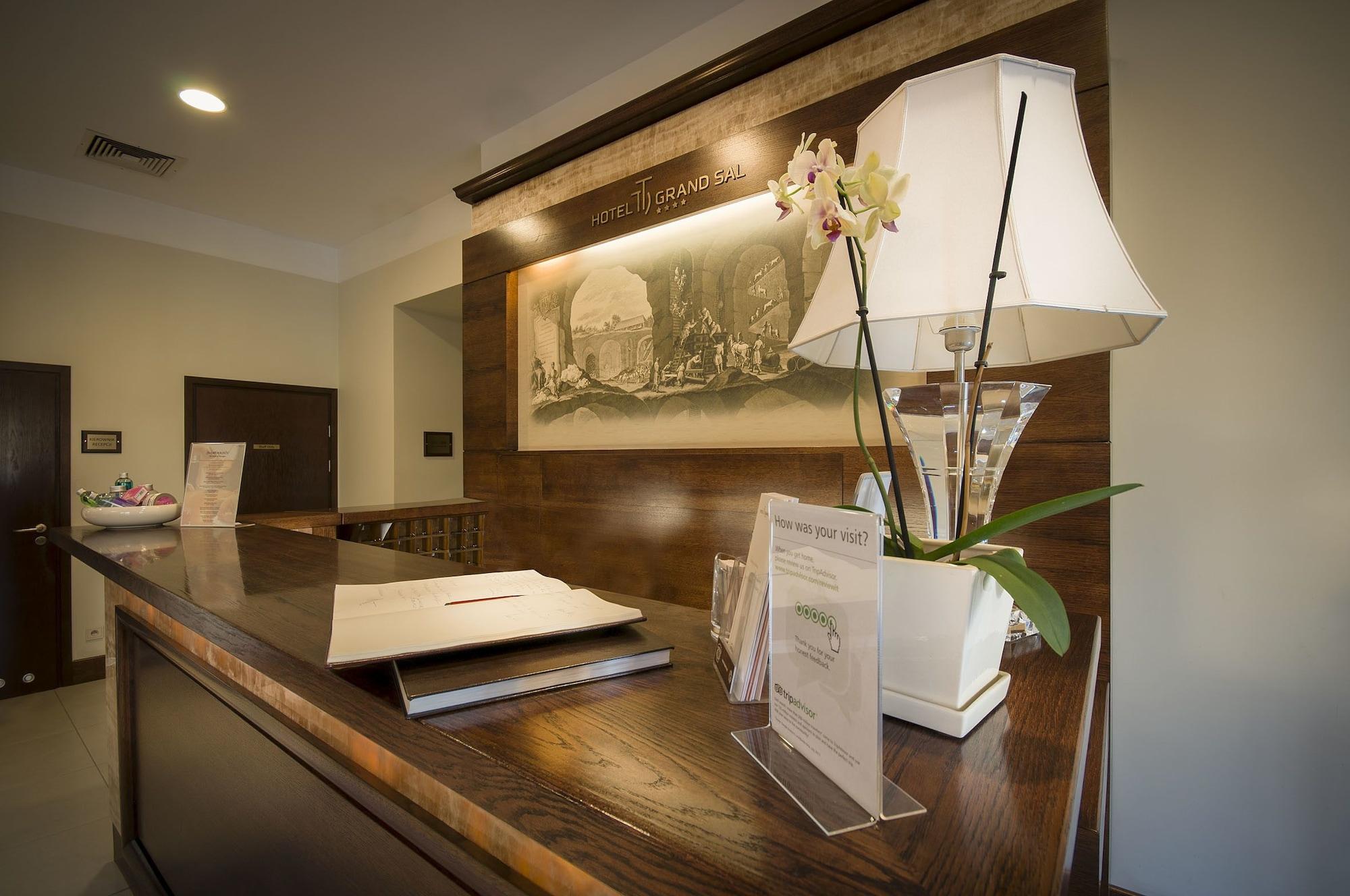 Vista Lobby Hotel Grand Sal