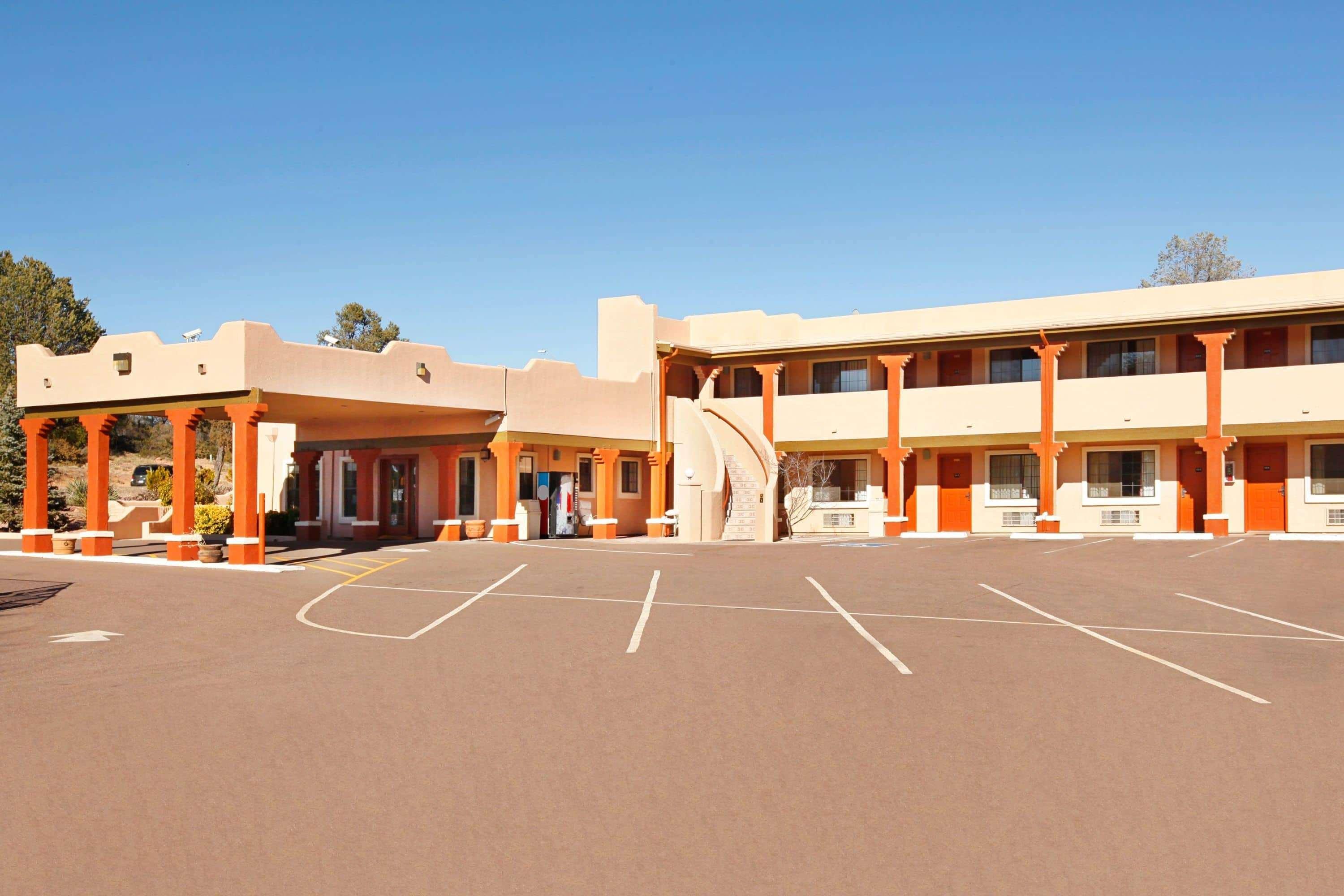 Vista Exterior Super 8 by Wyndham Payson