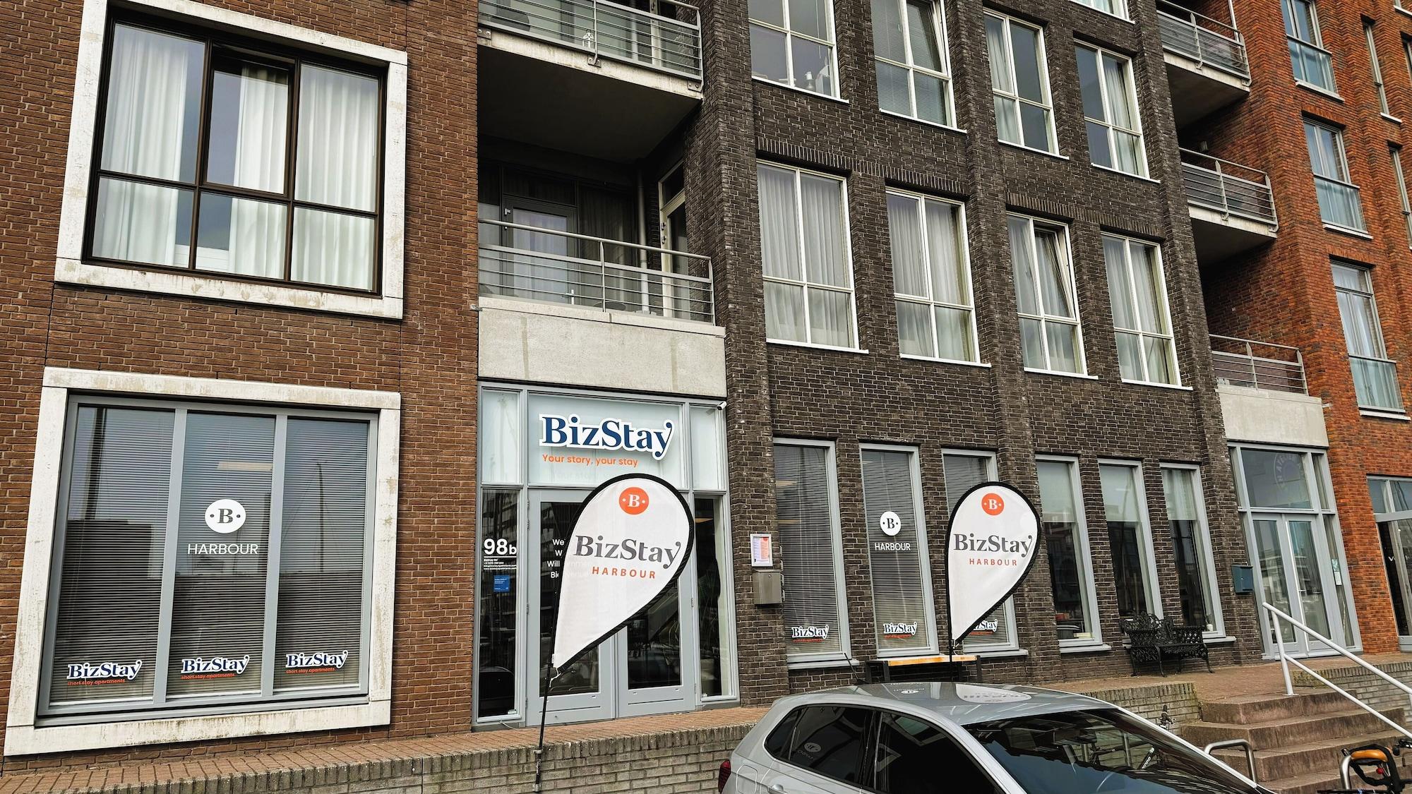 Vista Lobby BizStay Harbour Scheveningen Apartments