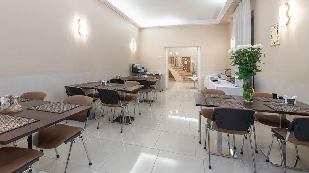 Restaurant Room-valensija - Suite for two