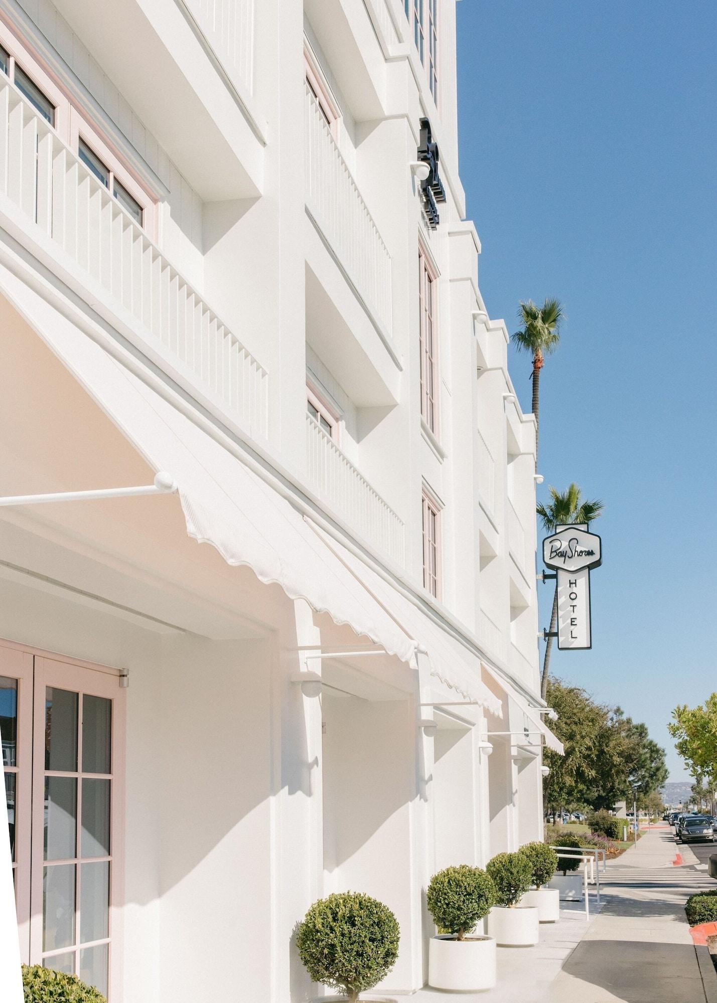 Vista Exterior Bay Shores Peninsula Hotel