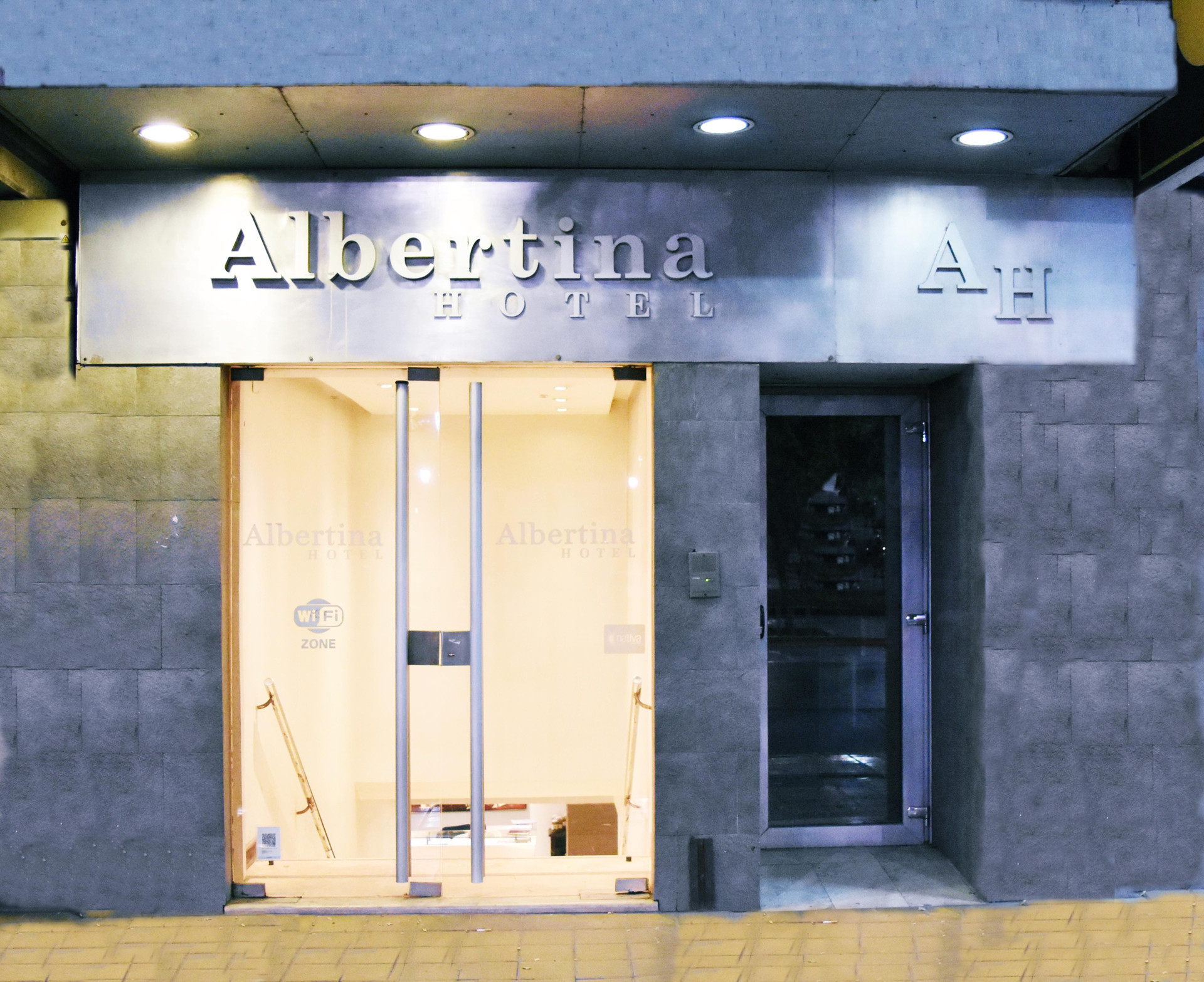 Vista Exterior Hotel Albertina