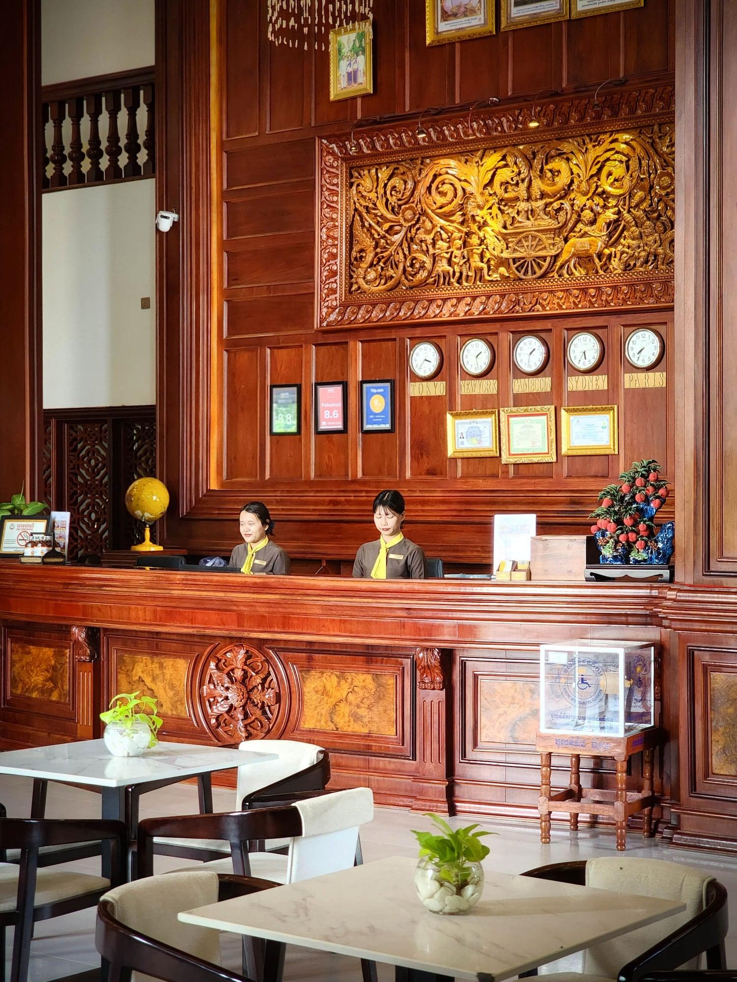 Vista Lobby LBN Asian Hotel