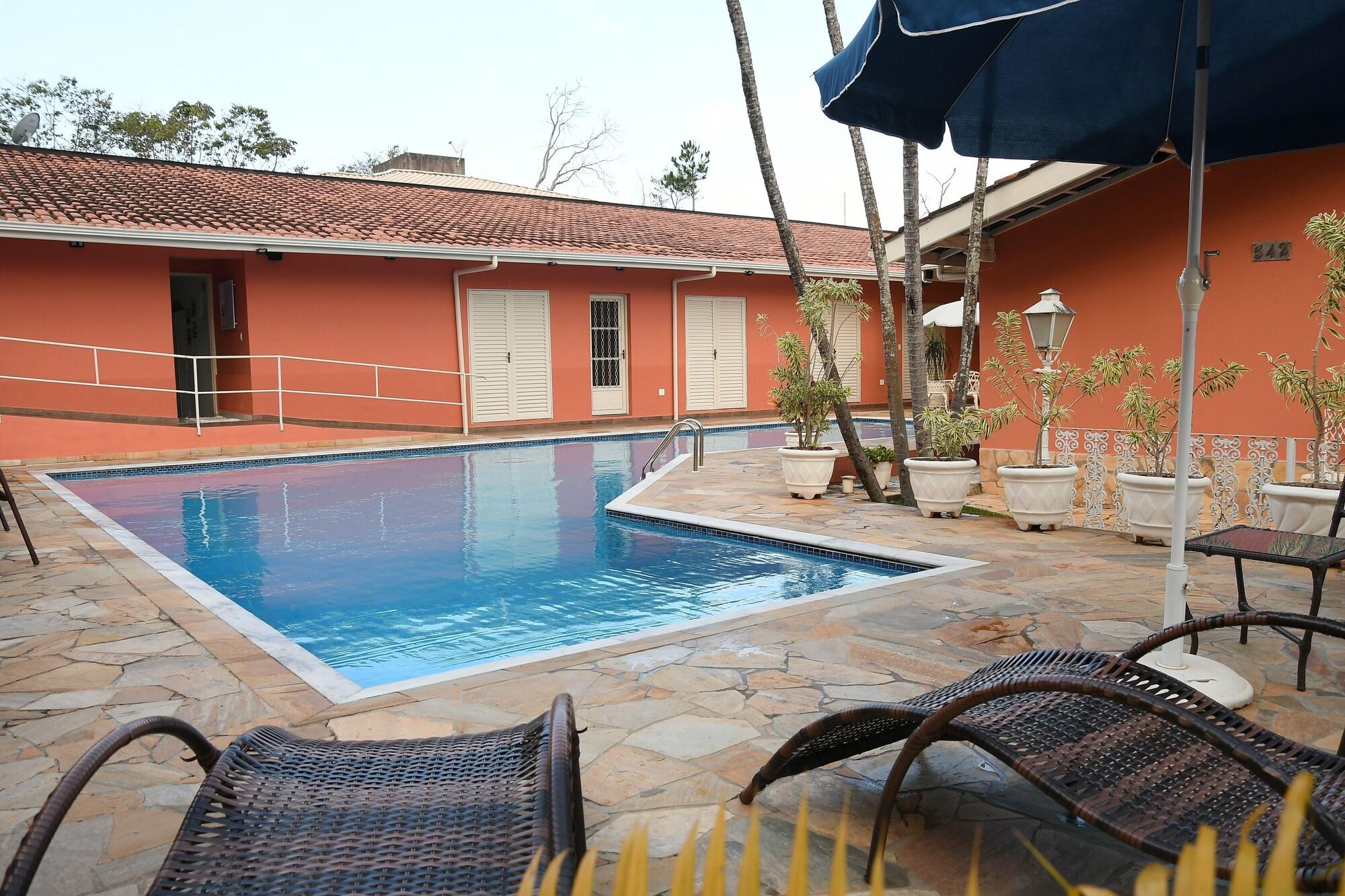 Vista Piscina Pousada Casa Doce Vida