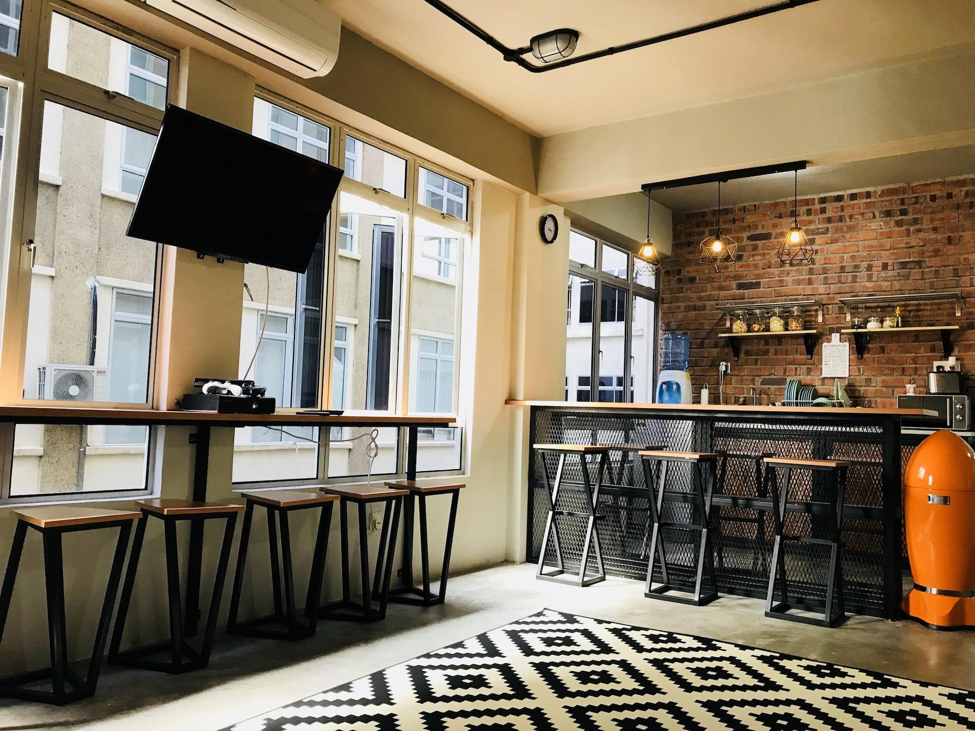 Vista Lobby The Good Travelers Hostel - KL Airport