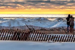 Alquiler Vacacional - Lake Michigan Cottage Retreat – Private Beach & Unforgettable Views