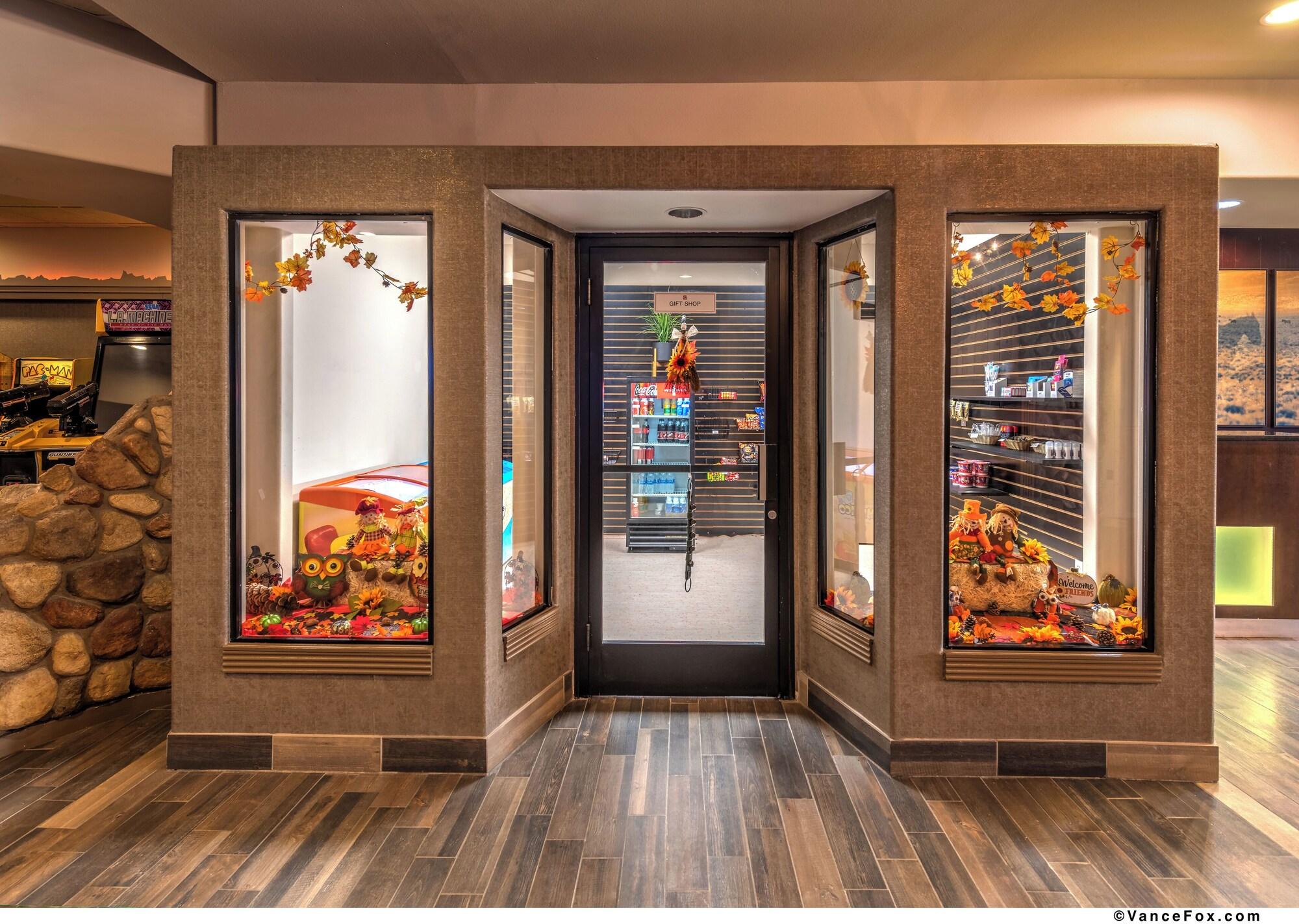 Vista Lobby Surestay Hotel by Best Western Lovelock