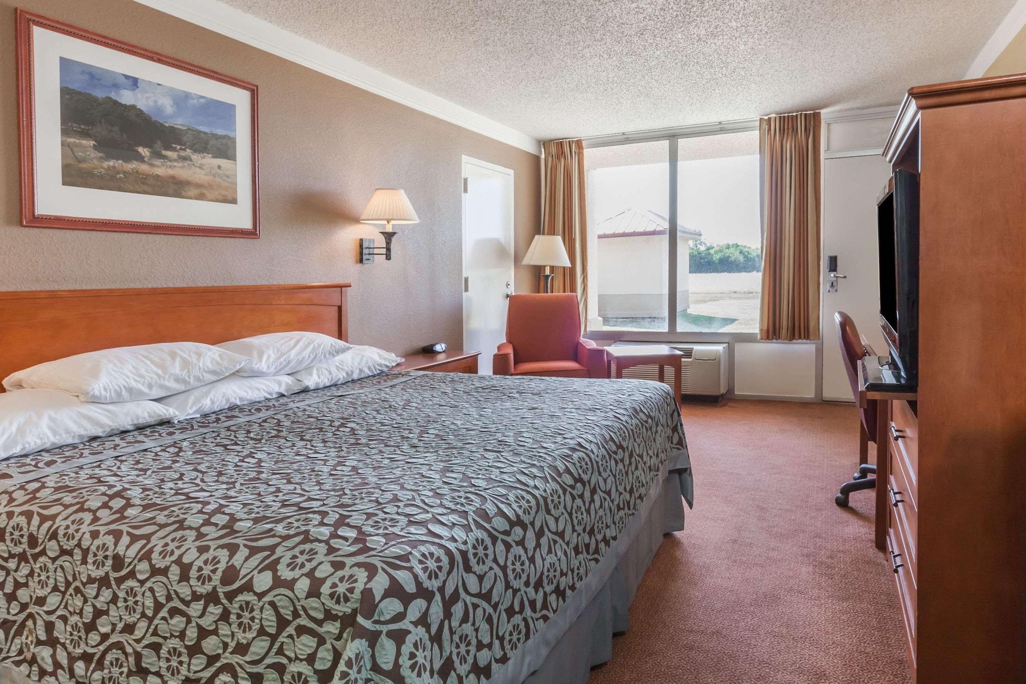 Habitación Days Inn by Wyndham Hillsboro TX
