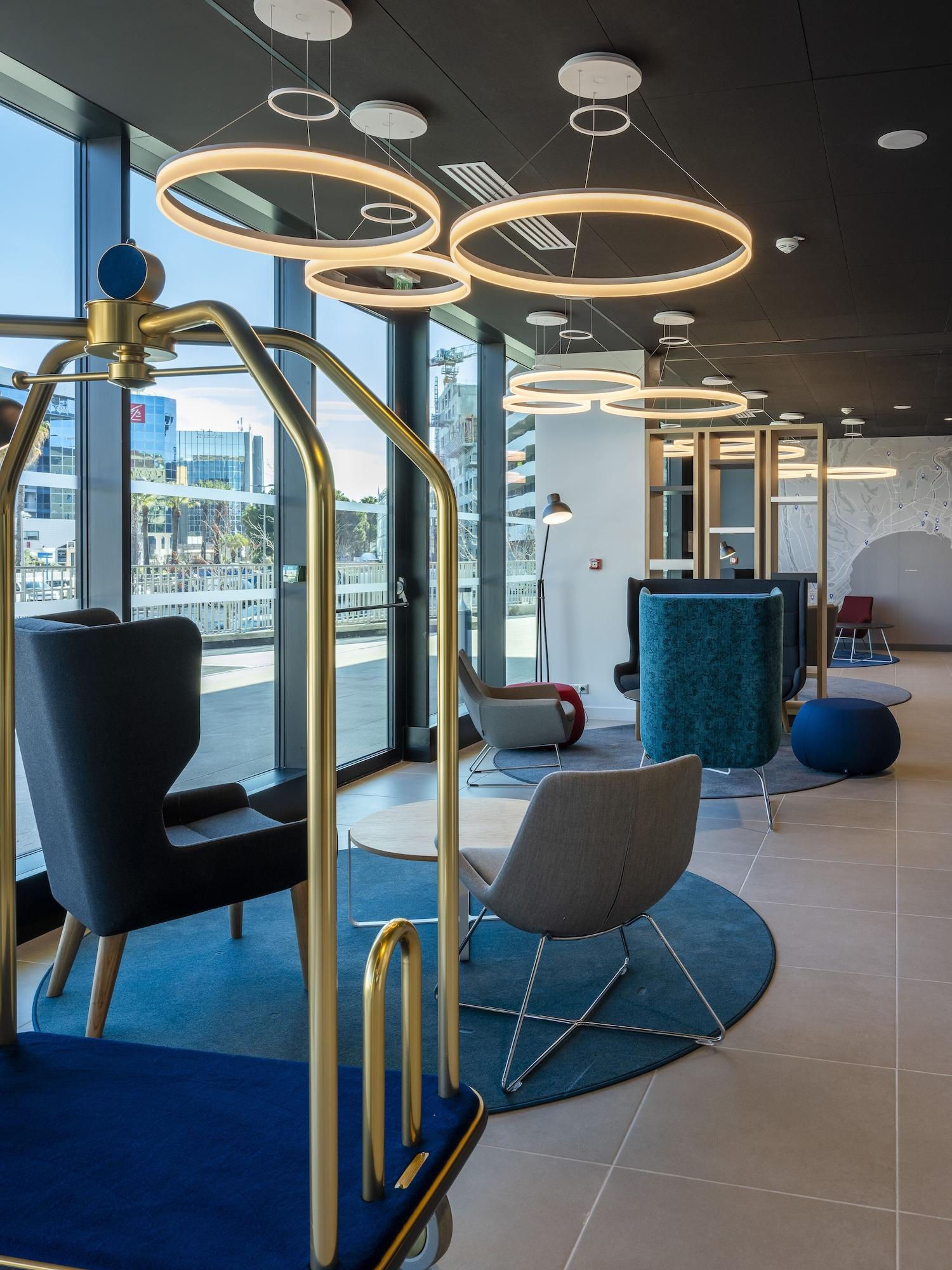 Vista Lobby Holiday Inn Express Nice Grand Arenas by IHG