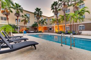 Alojamiento - Holiday Inn Express & Suites West Palm Beach Metrocentre by IHG