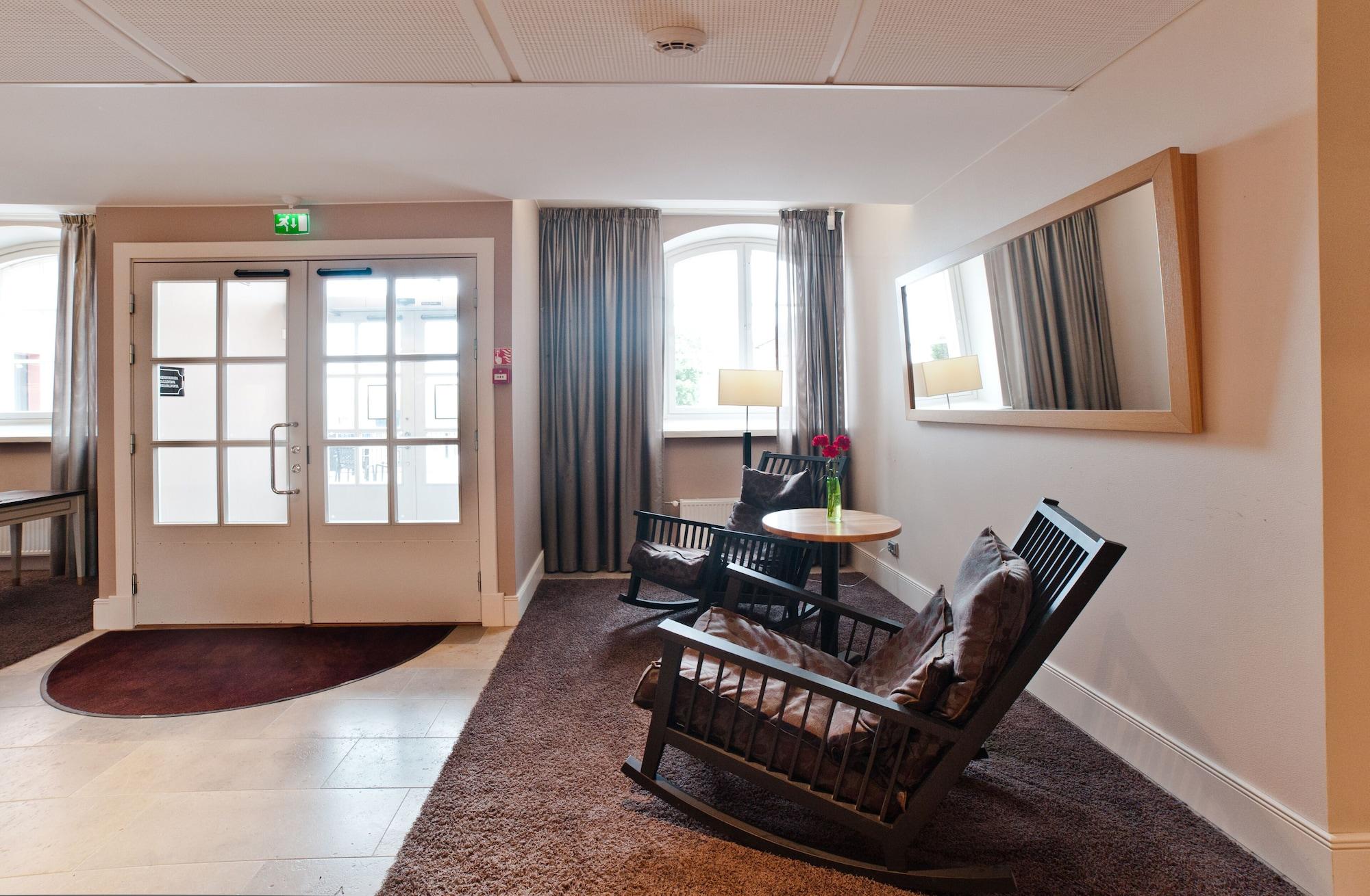 Vista Lobby Hämeenkylä Manor