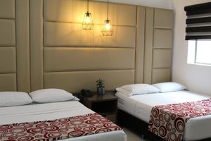 Alojamiento - Hotel Merlott Lleras