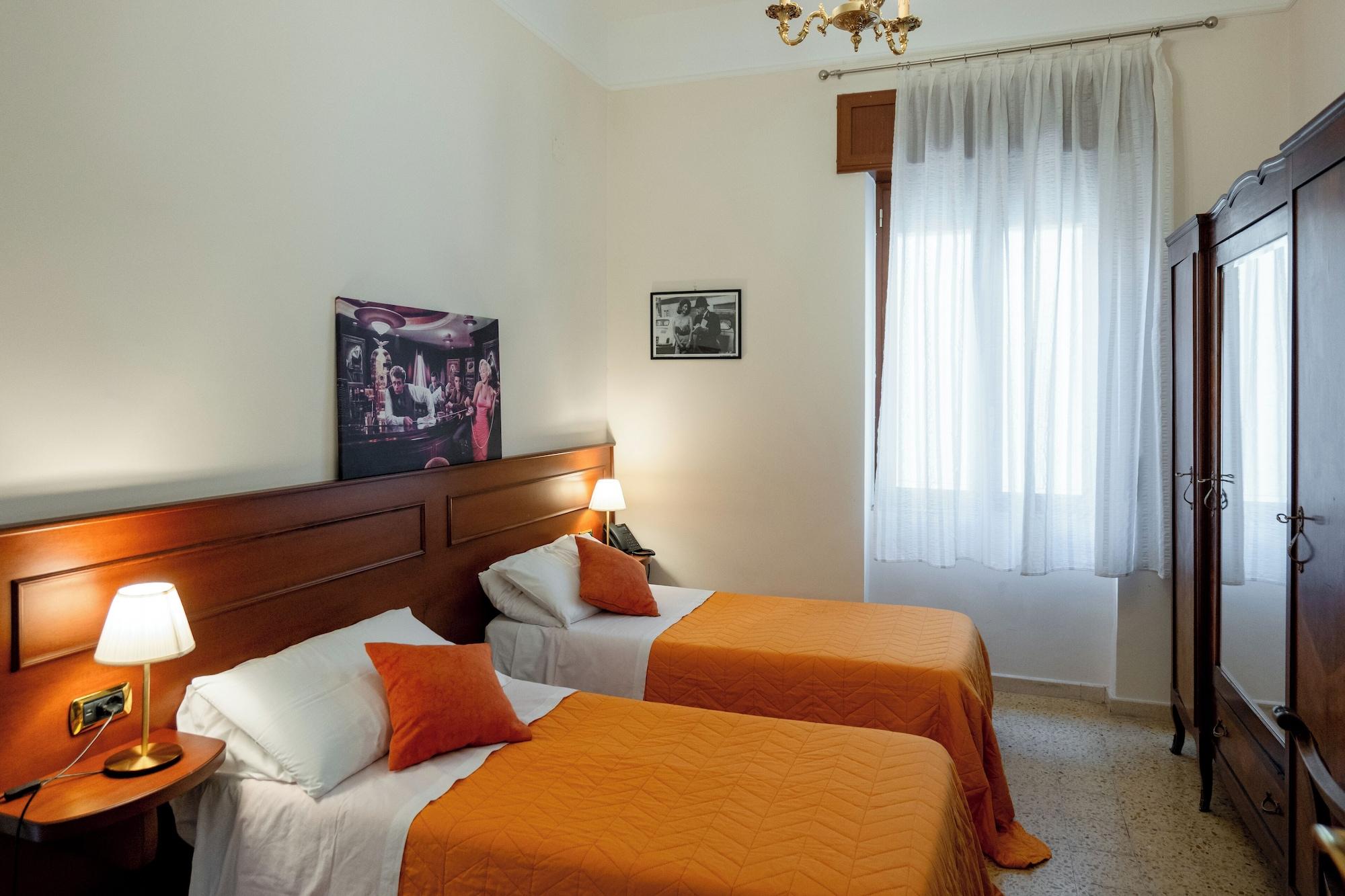 Varios Vittoria Guest House - Battipaglia