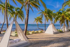 Paquete - Select Club at Sandos Caracol All Inclusive - Adults Only Area