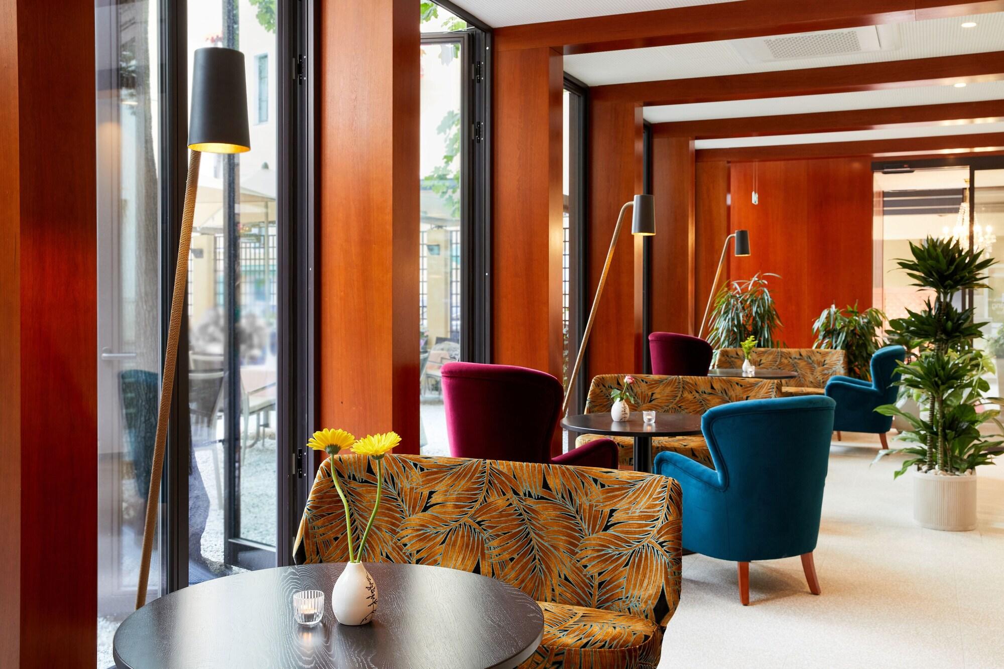 Bar/Salón Parkhotel Graz - Traditional Luxury