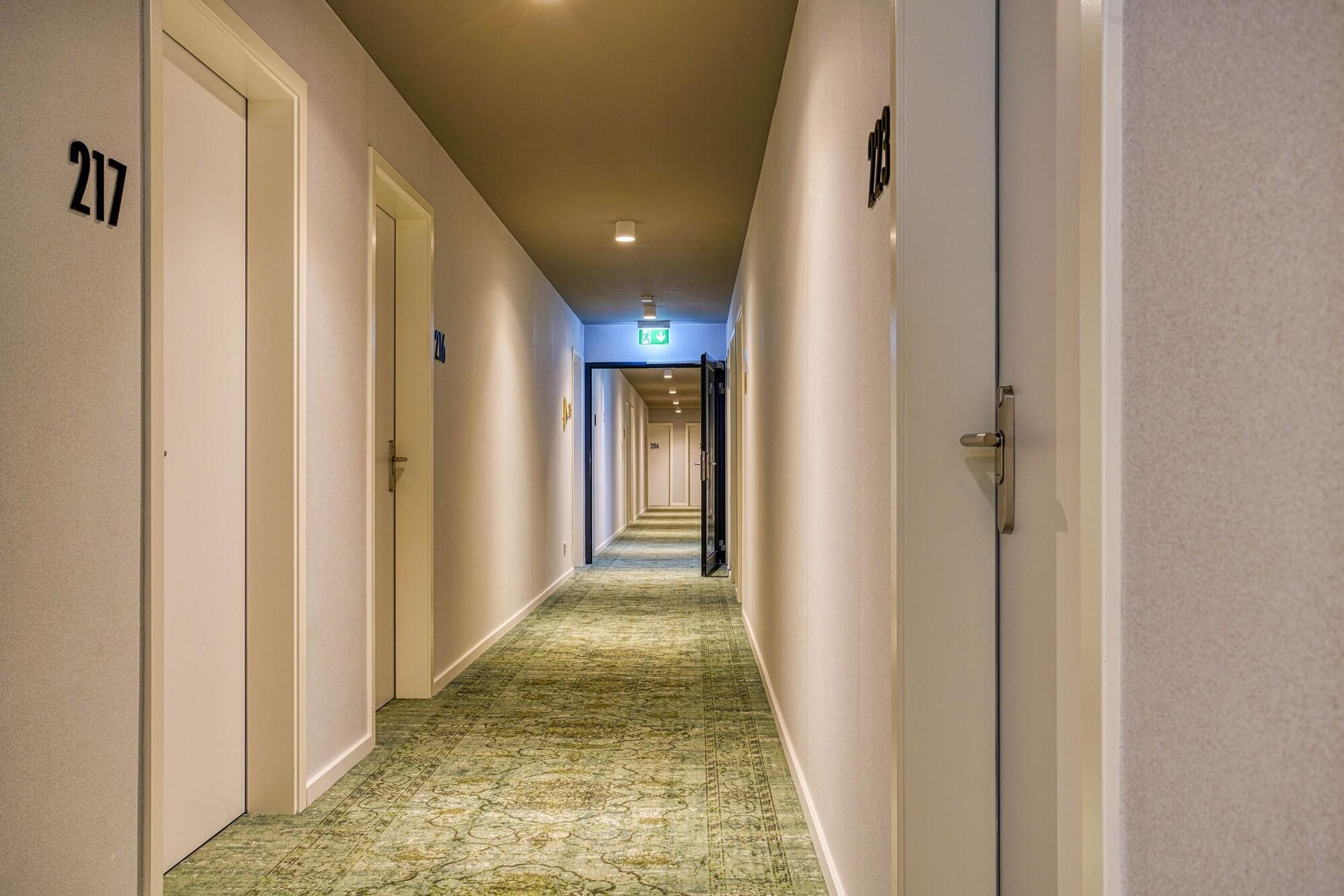 Vista Lobby Premier Inn Wuppertal City Centre
