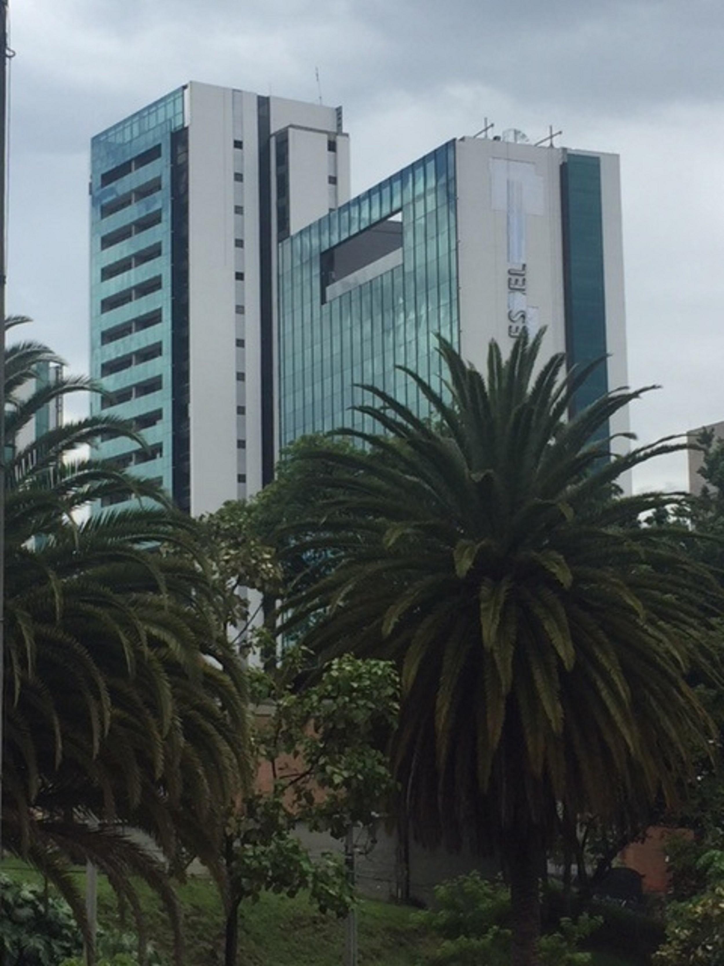 Vista Exterior Estelar Square