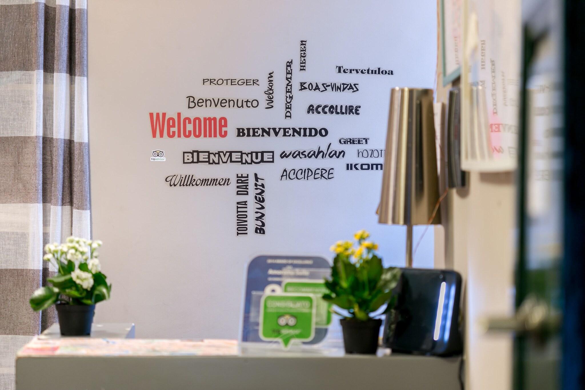 Varios AmoRoma Suite