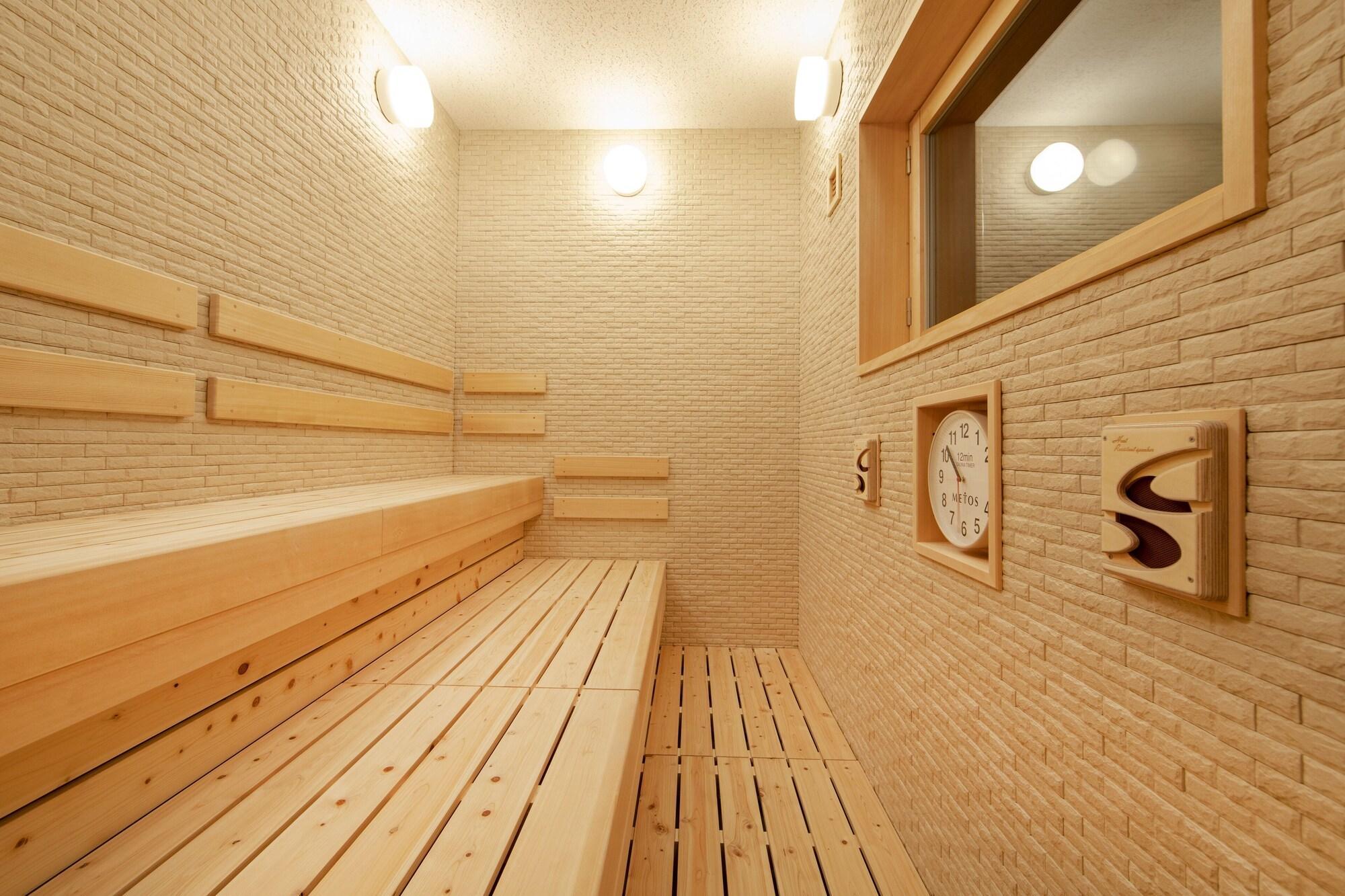 Spa karaksa hotel grande Shin-Osaka Tower