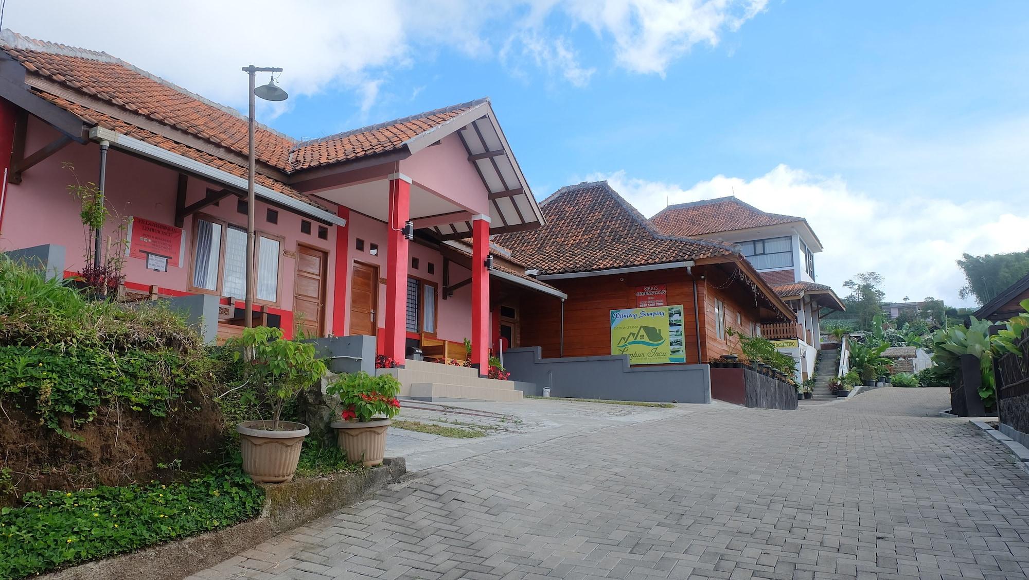 Vista Exterior Lembur Incu Syariah Villa