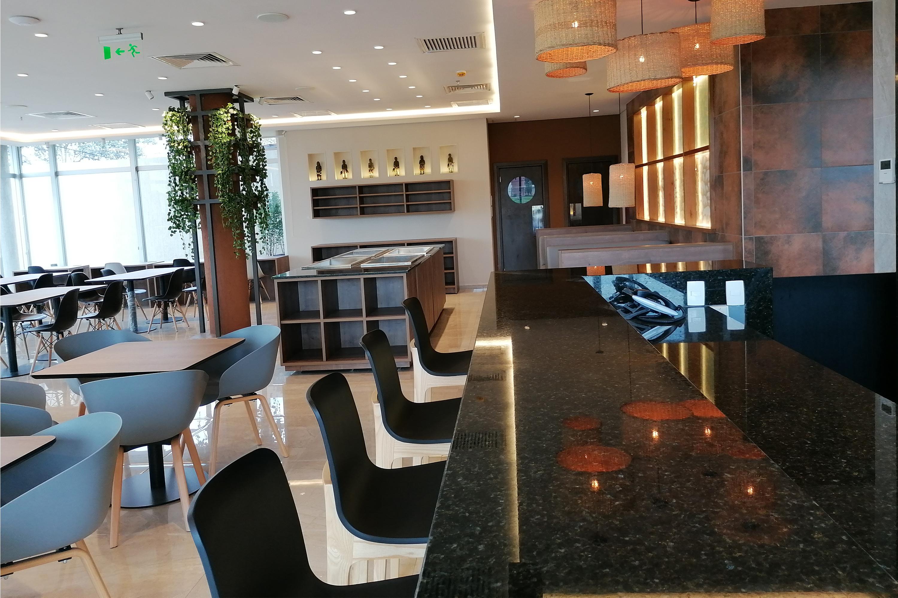Restaurant Dazzler by Wyndham Ciudad del Este