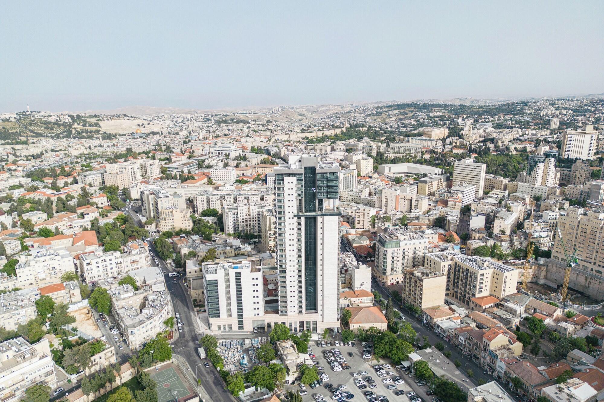 Vista Exterior Savyon View Tower Isrentals