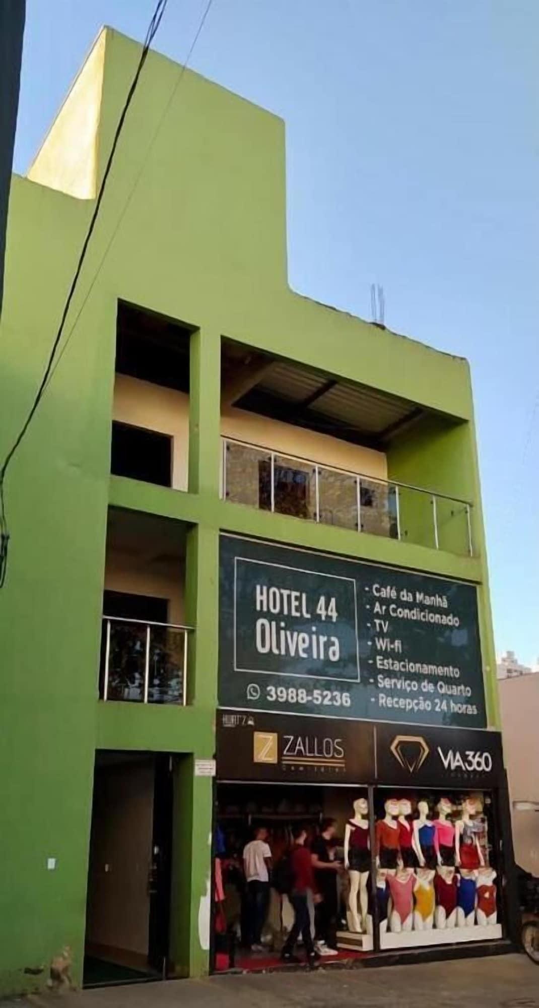 Varios Hotel Oliveira 44