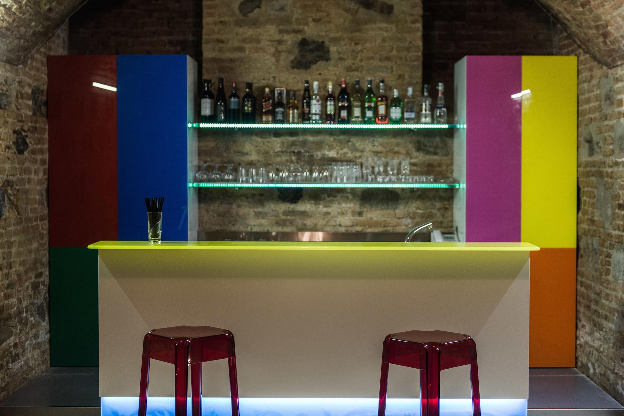 Bar/Salón Villa Pulejo