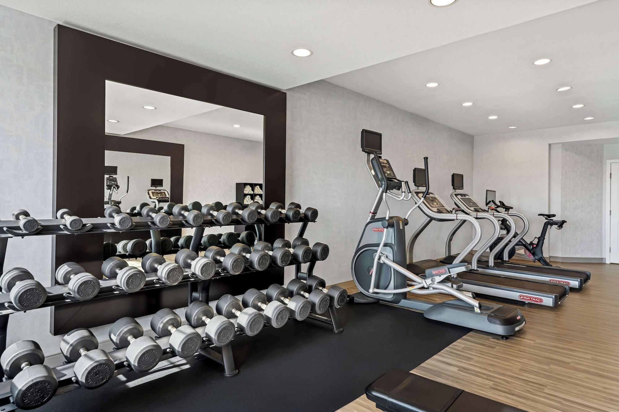 Gimnasio Hampton Inn Morgan Hill