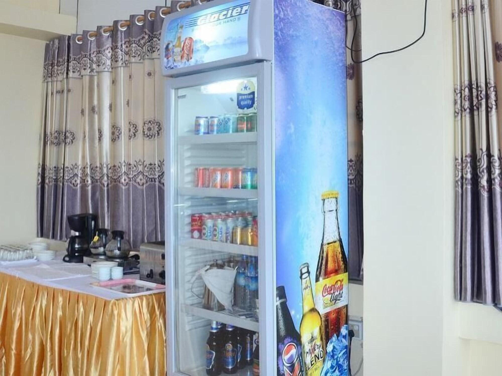 Bar/Salón Aung Gyi Soe Hotel