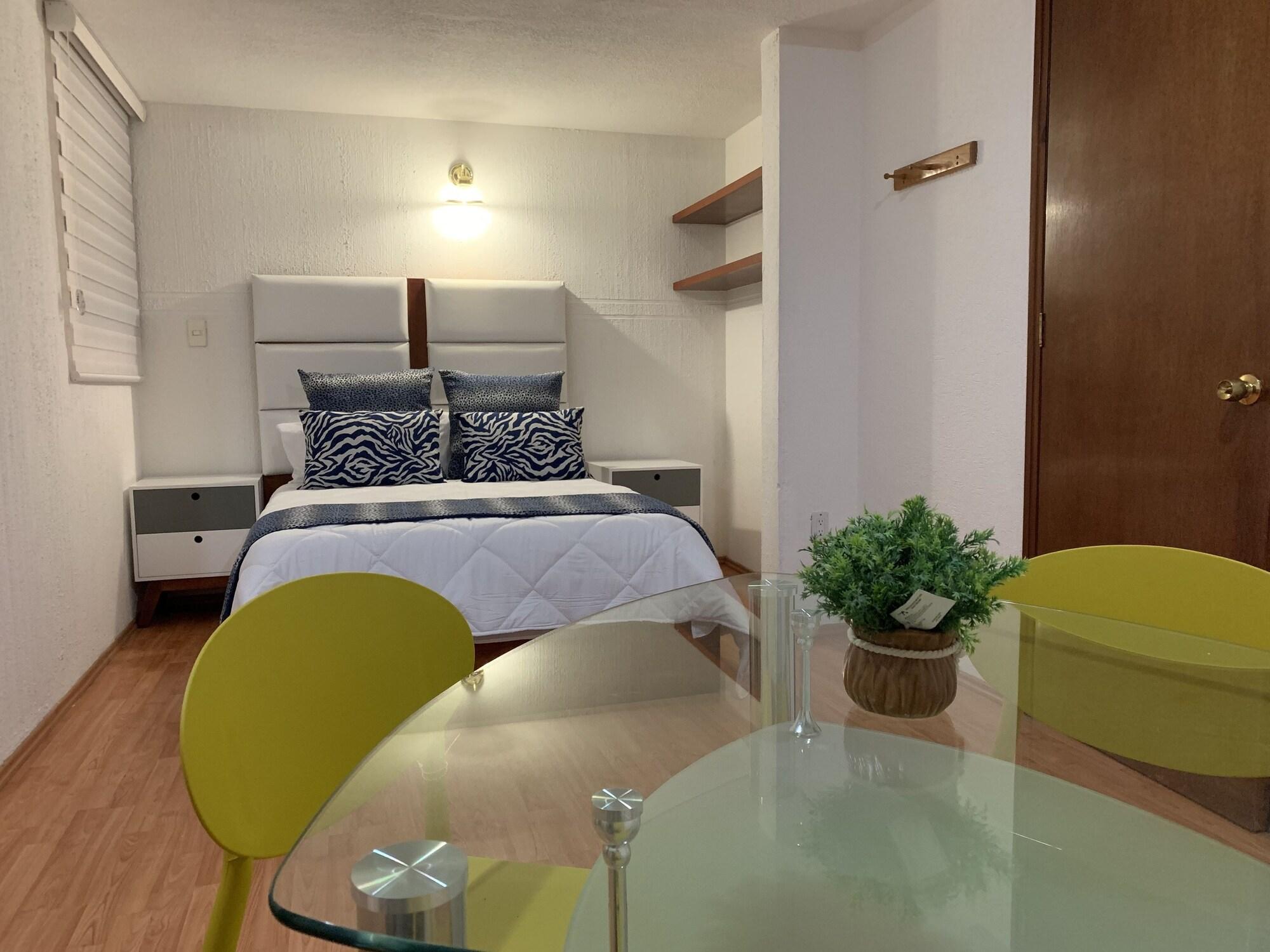 Varios SM Hostal