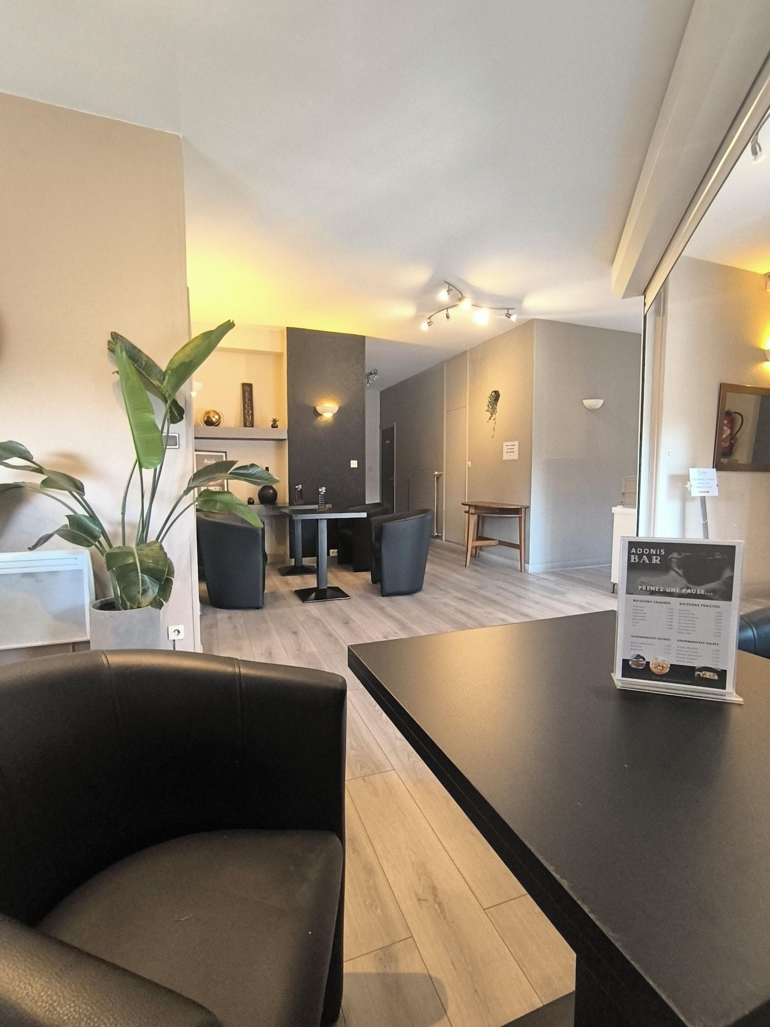 Vista Lobby Adonis Lyon Est Hôtel Artys
